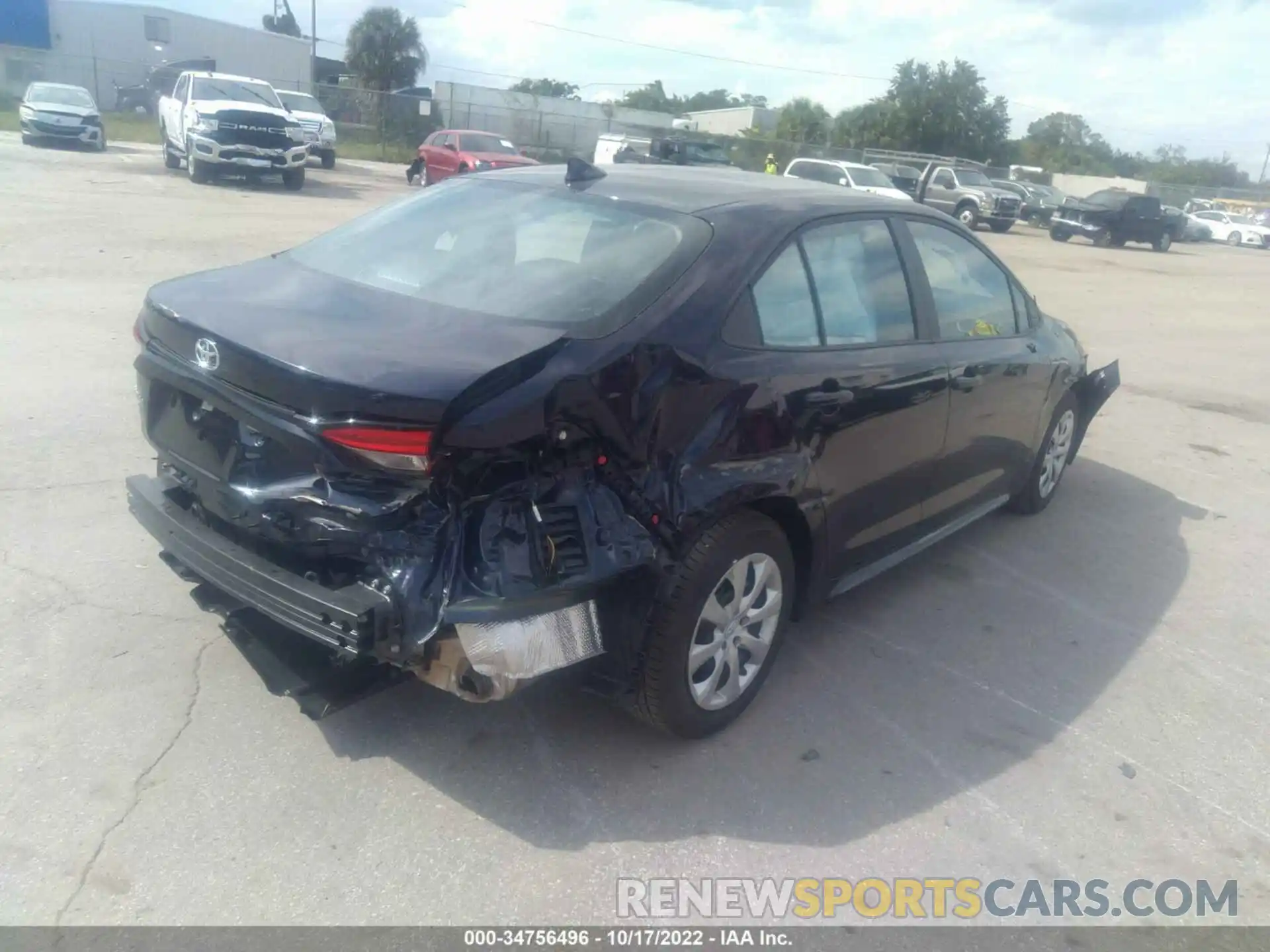 4 Photograph of a damaged car 5YFEPMAE7NP347485 TOYOTA COROLLA 2022