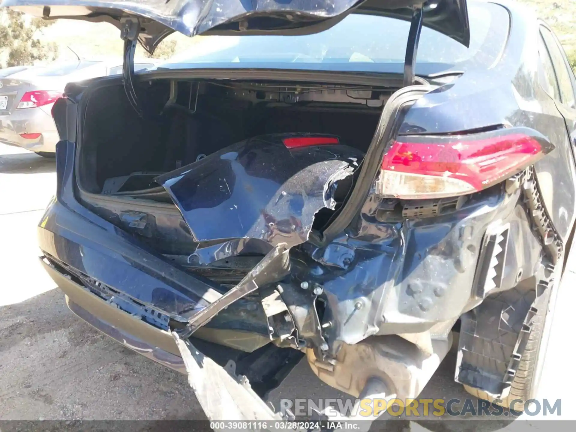 12 Photograph of a damaged car 5YFEPMAE7NP356378 TOYOTA COROLLA 2022