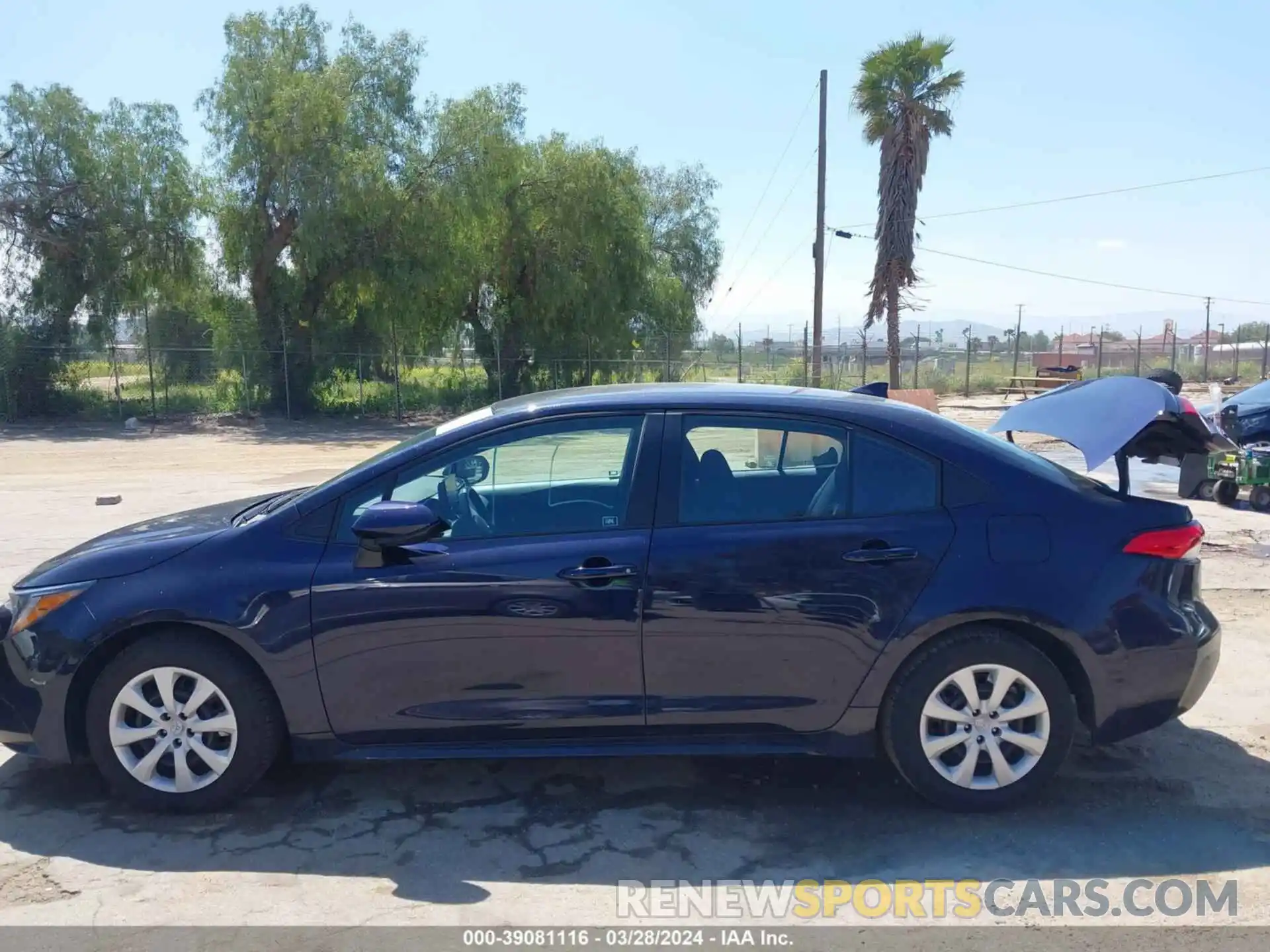 15 Photograph of a damaged car 5YFEPMAE7NP356378 TOYOTA COROLLA 2022