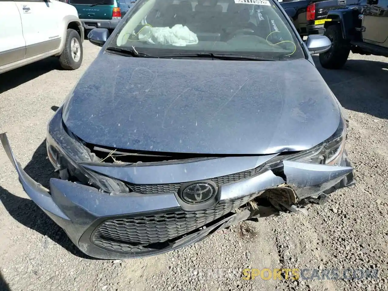 5 Photograph of a damaged car 5YFEPMAE8NP276135 TOYOTA COROLLA 2022