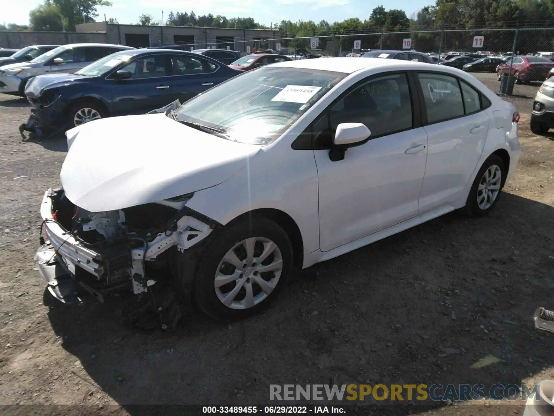 2 Photograph of a damaged car 5YFEPMAE8NP277964 TOYOTA COROLLA 2022