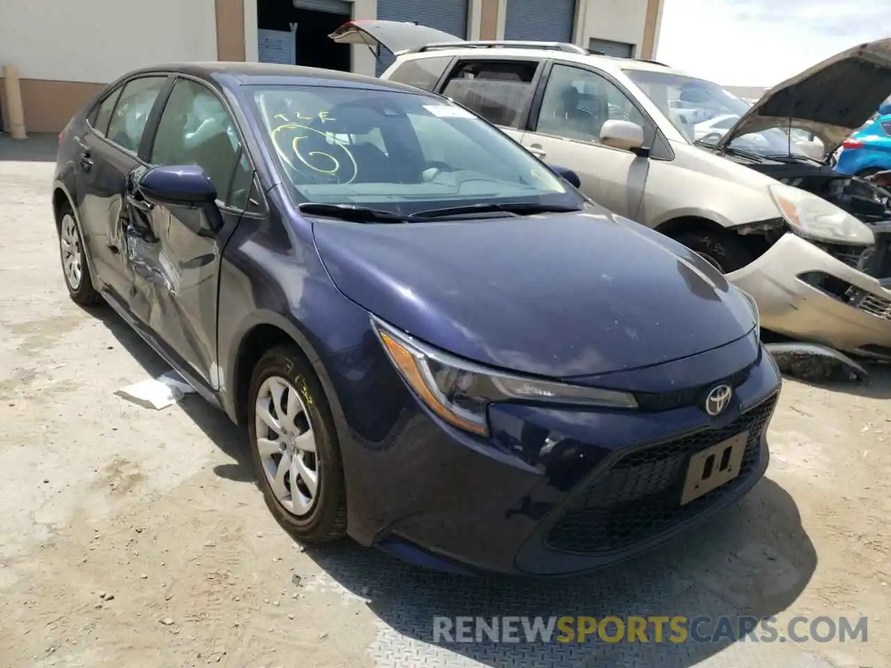 1 Photograph of a damaged car 5YFEPMAE8NP278953 TOYOTA COROLLA 2022