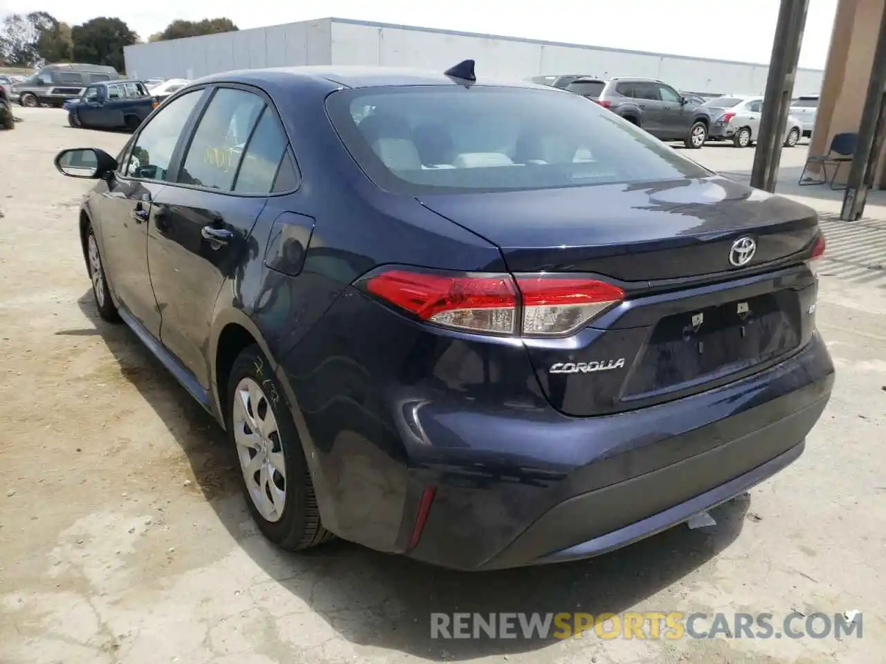 3 Photograph of a damaged car 5YFEPMAE8NP278953 TOYOTA COROLLA 2022