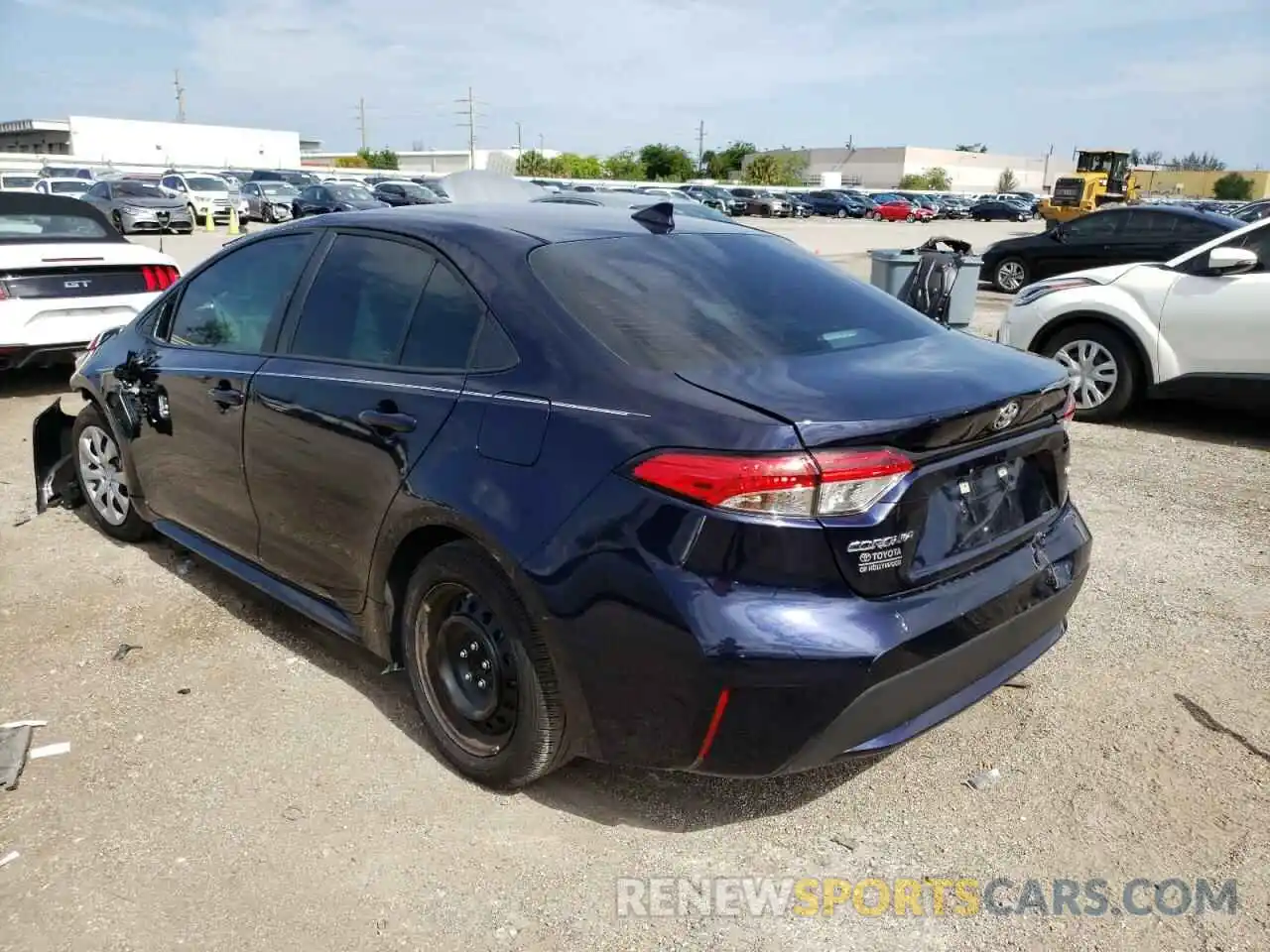 3 Photograph of a damaged car 5YFEPMAE8NP287328 TOYOTA COROLLA 2022