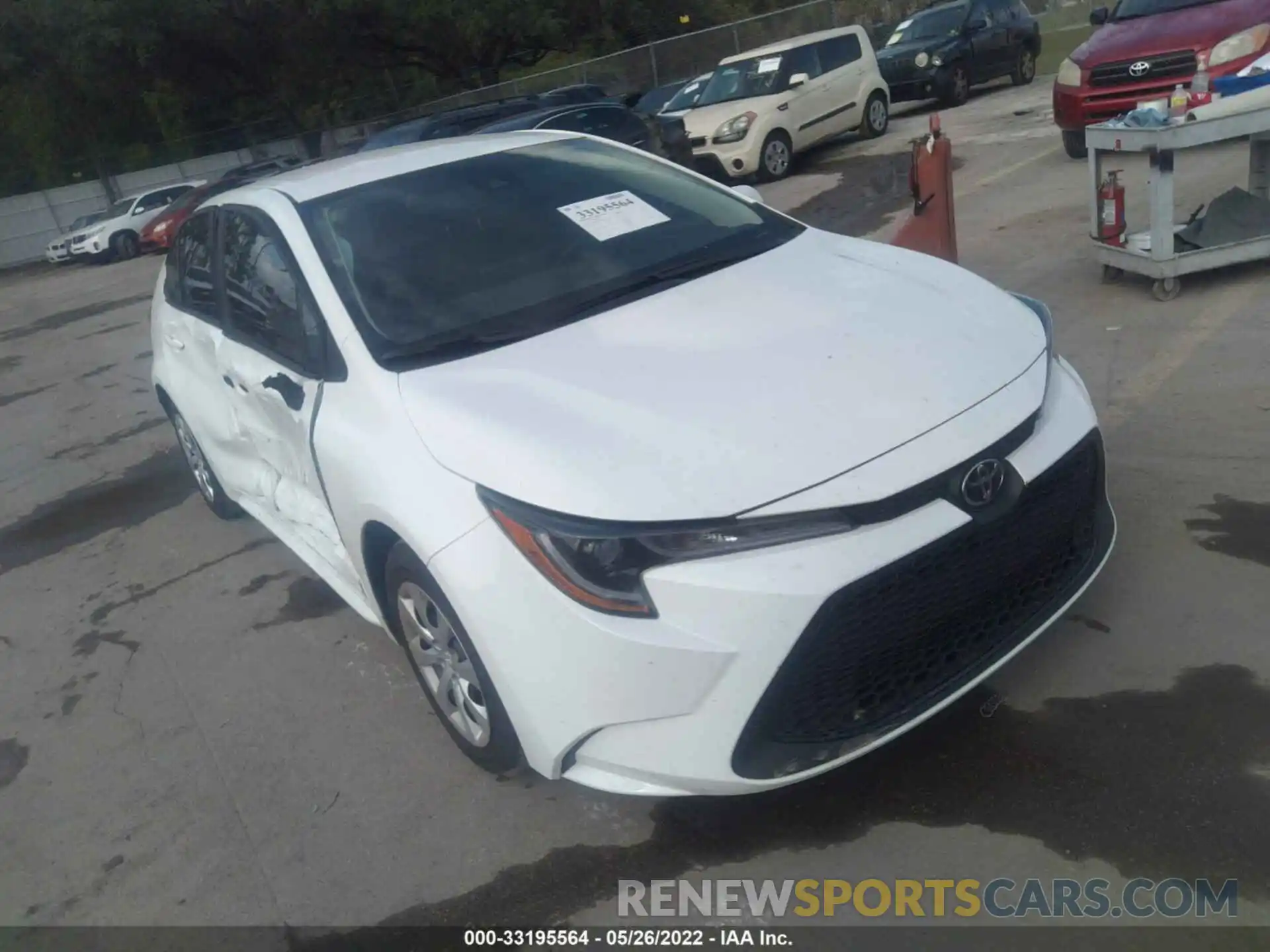 1 Photograph of a damaged car 5YFEPMAE8NP289371 TOYOTA COROLLA 2022