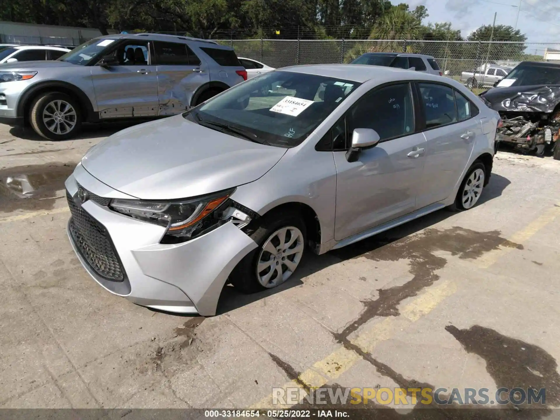 2 Photograph of a damaged car 5YFEPMAE8NP294621 TOYOTA COROLLA 2022