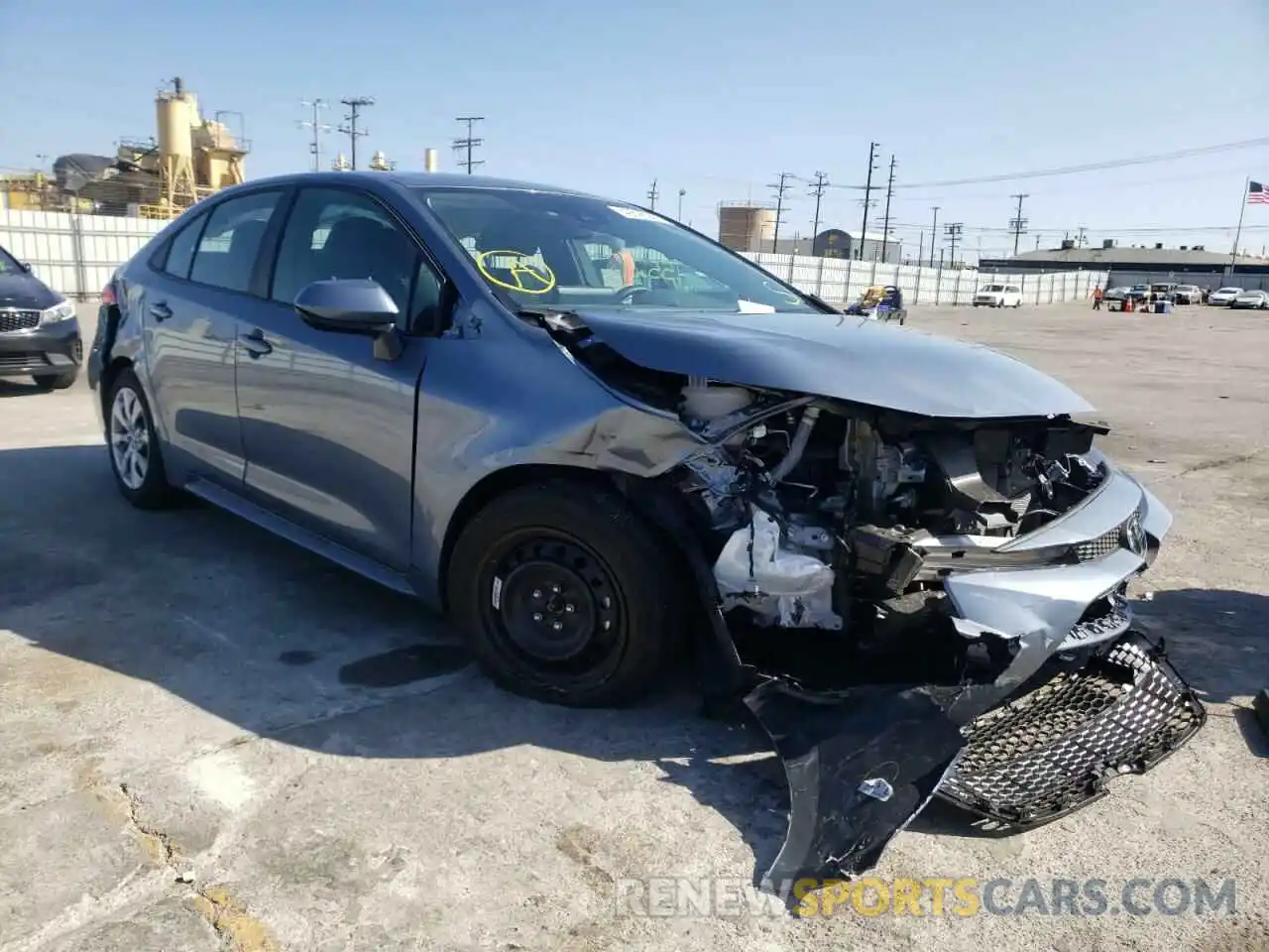 1 Photograph of a damaged car 5YFEPMAE8NP298586 TOYOTA COROLLA 2022