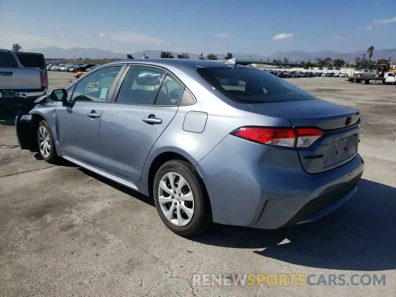 3 Photograph of a damaged car 5YFEPMAE8NP298586 TOYOTA COROLLA 2022