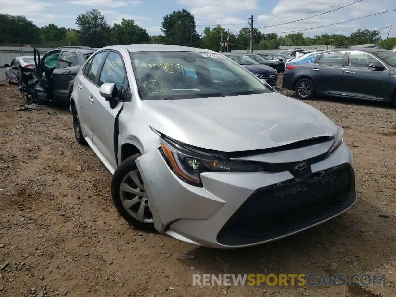 1 Photograph of a damaged car 5YFEPMAE8NP302457 TOYOTA COROLLA 2022