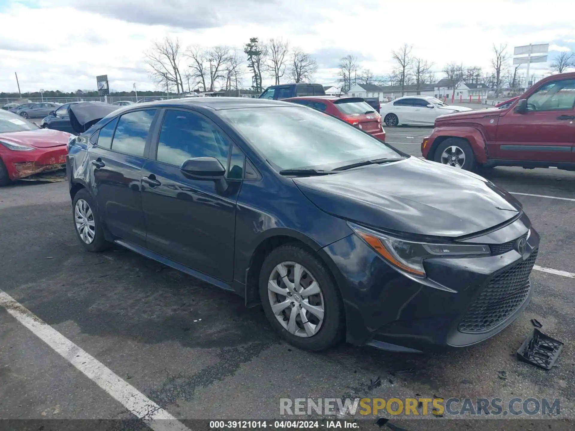 1 Photograph of a damaged car 5YFEPMAE8NP305715 TOYOTA COROLLA 2022