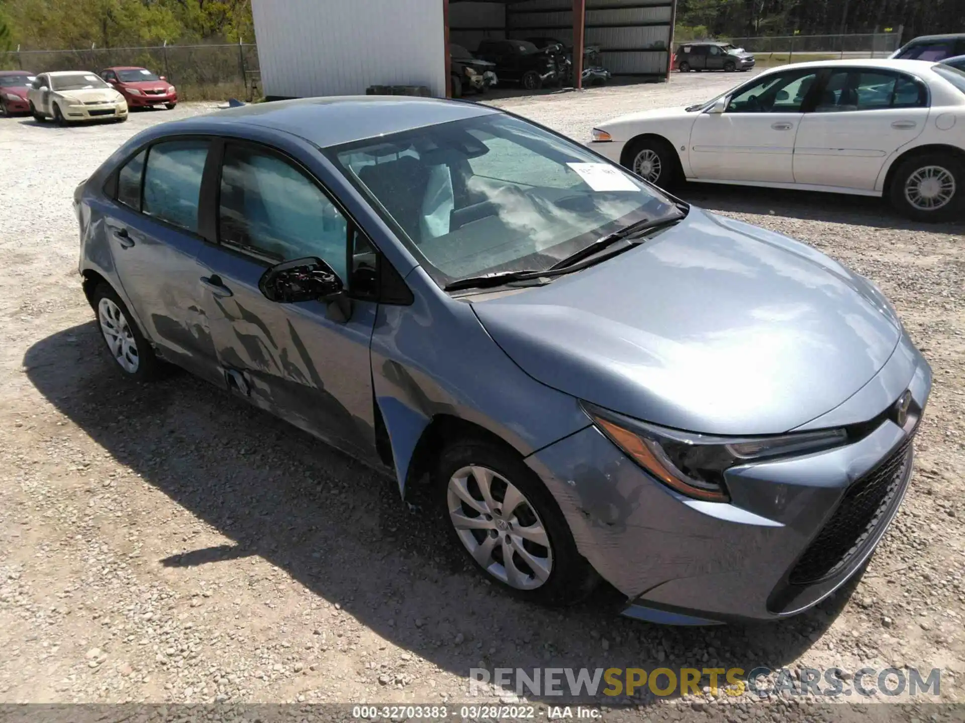 1 Photograph of a damaged car 5YFEPMAE8NP306945 TOYOTA COROLLA 2022