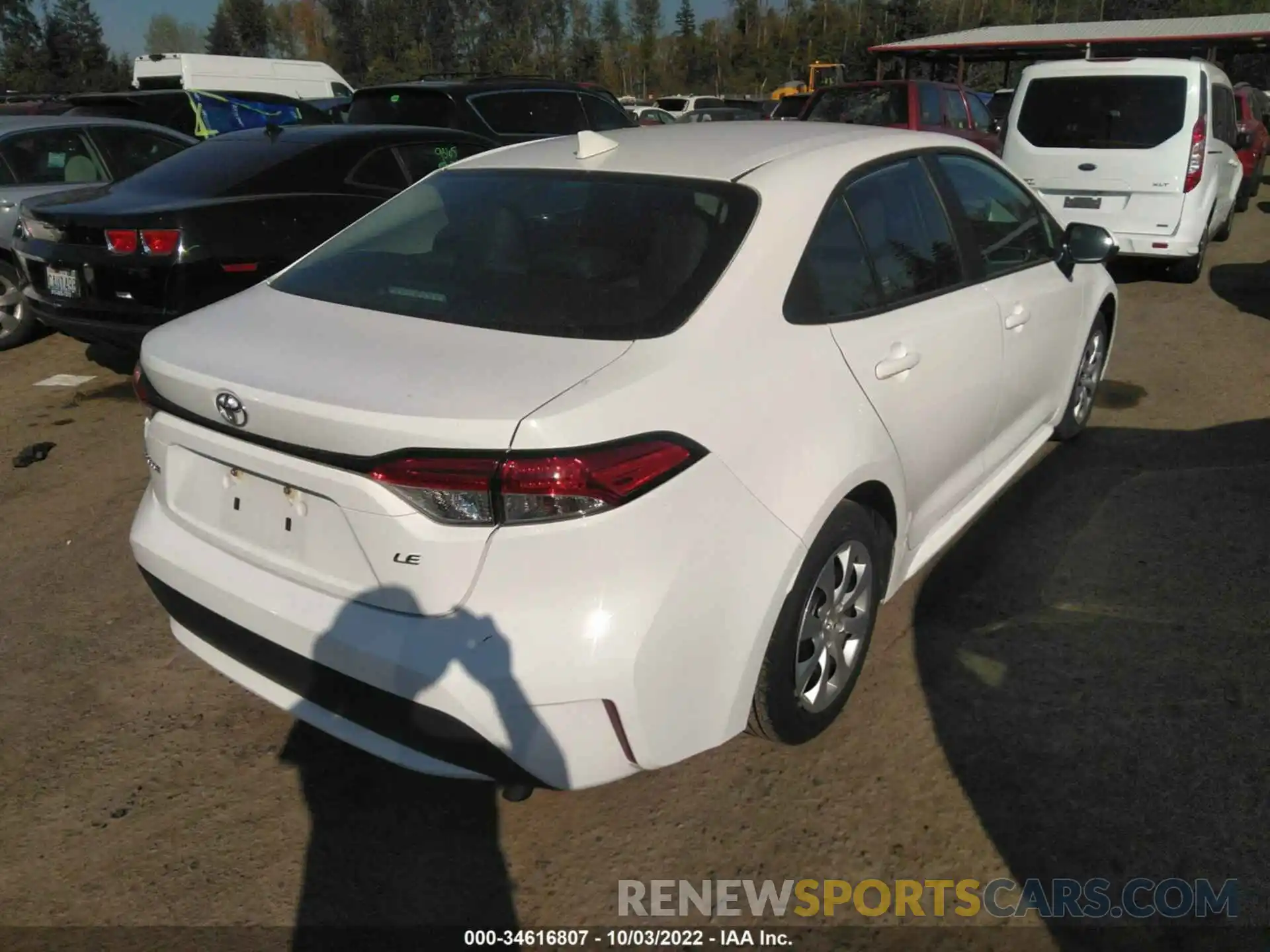 4 Photograph of a damaged car 5YFEPMAE8NP323177 TOYOTA COROLLA 2022