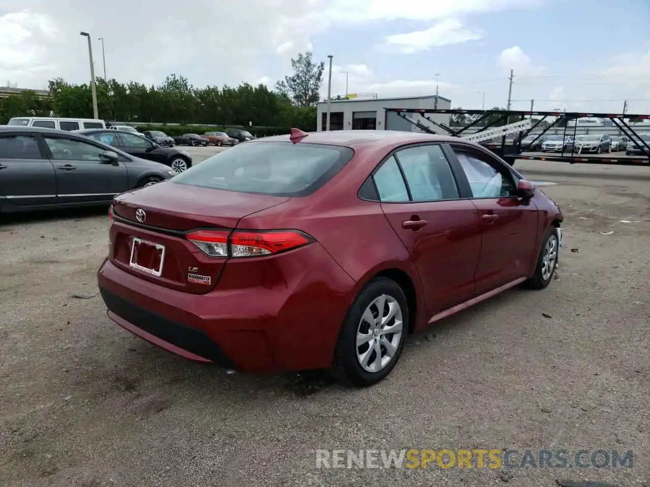 4 Photograph of a damaged car 5YFEPMAE8NP325205 TOYOTA COROLLA 2022