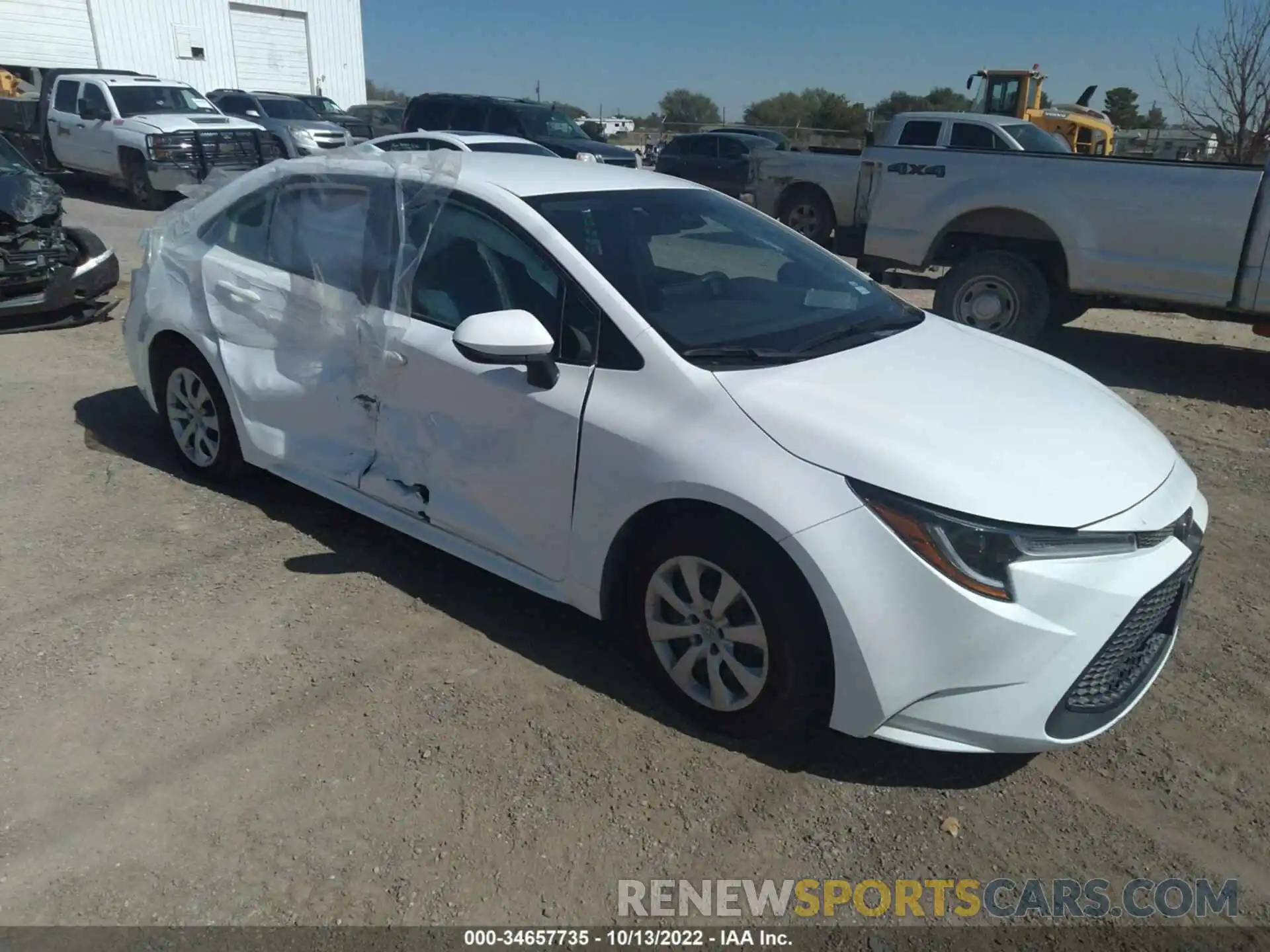 1 Photograph of a damaged car 5YFEPMAE8NP327357 TOYOTA COROLLA 2022