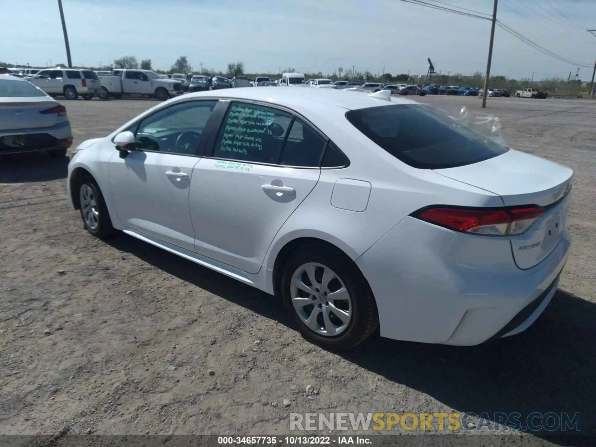 3 Photograph of a damaged car 5YFEPMAE8NP327357 TOYOTA COROLLA 2022