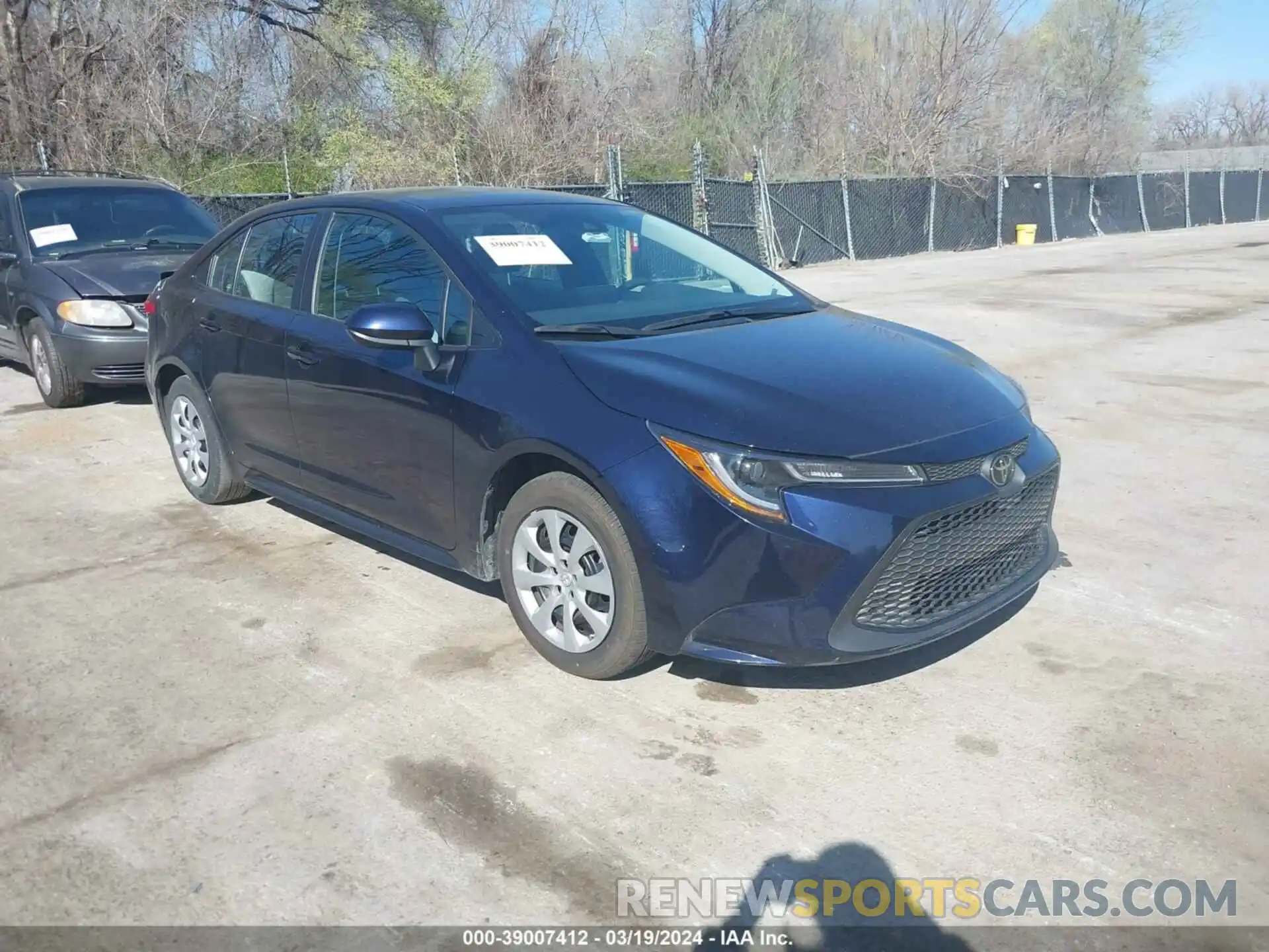 1 Photograph of a damaged car 5YFEPMAE8NP329870 TOYOTA COROLLA 2022