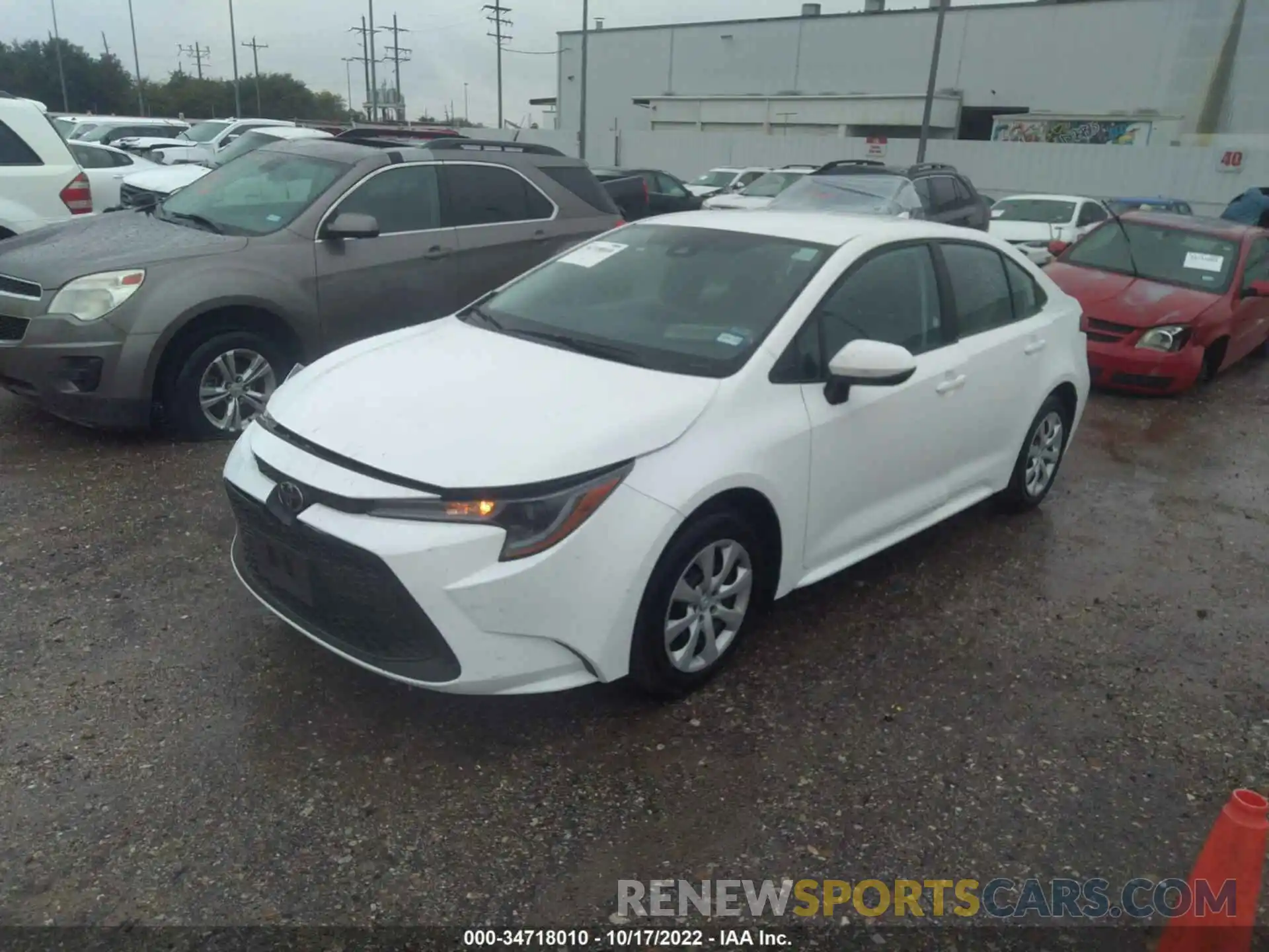 2 Photograph of a damaged car 5YFEPMAE8NP331098 TOYOTA COROLLA 2022