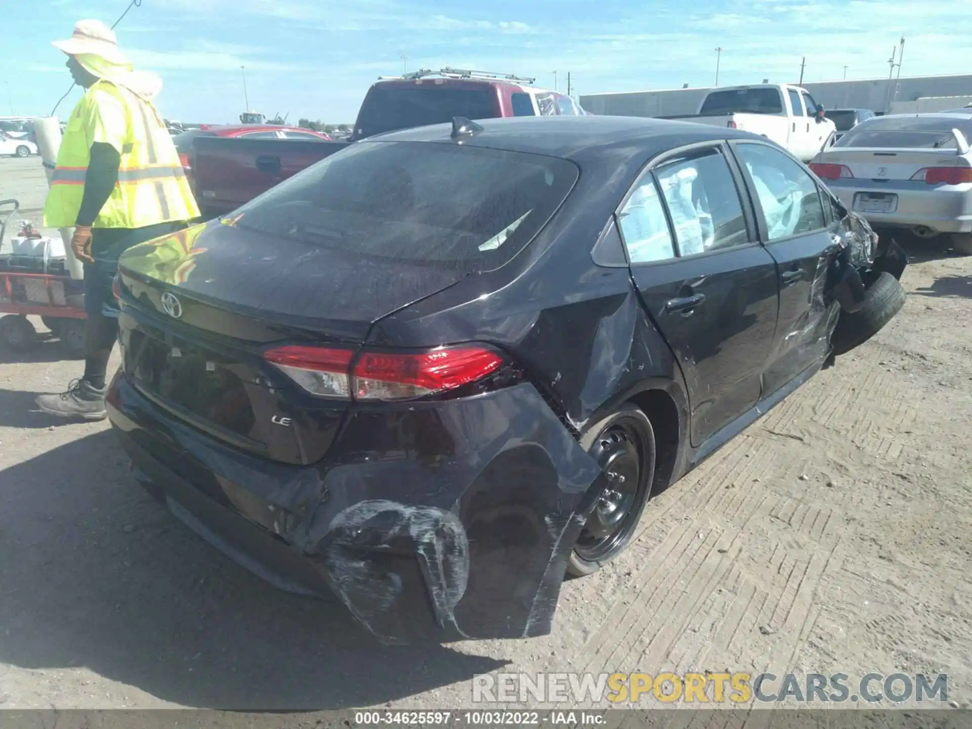 4 Photograph of a damaged car 5YFEPMAE8NP342697 TOYOTA COROLLA 2022