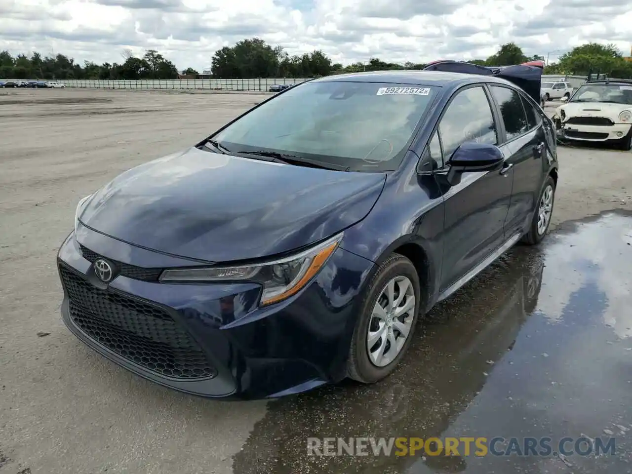 2 Photograph of a damaged car 5YFEPMAE8NP344353 TOYOTA COROLLA 2022