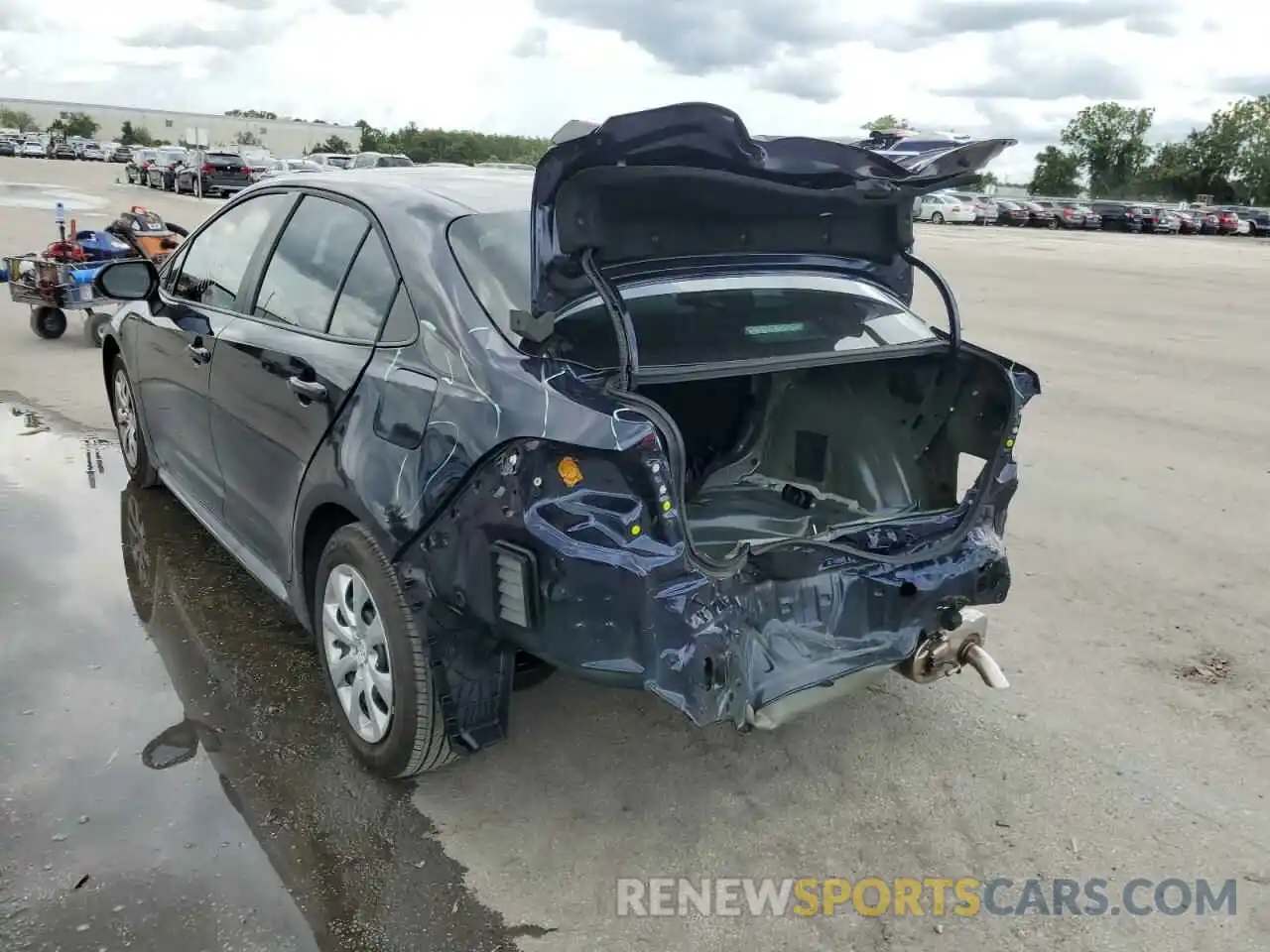 3 Photograph of a damaged car 5YFEPMAE8NP344353 TOYOTA COROLLA 2022