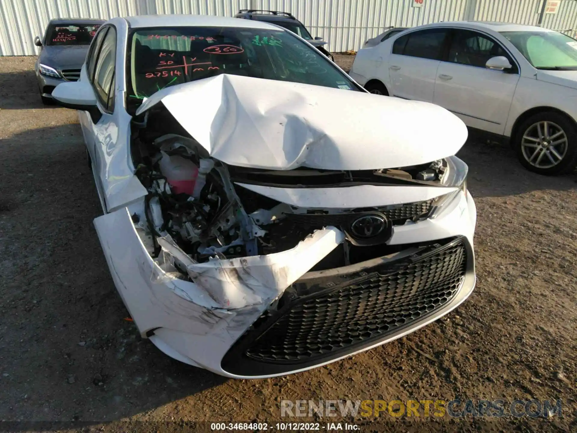 6 Photograph of a damaged car 5YFEPMAE9NP273065 TOYOTA COROLLA 2022