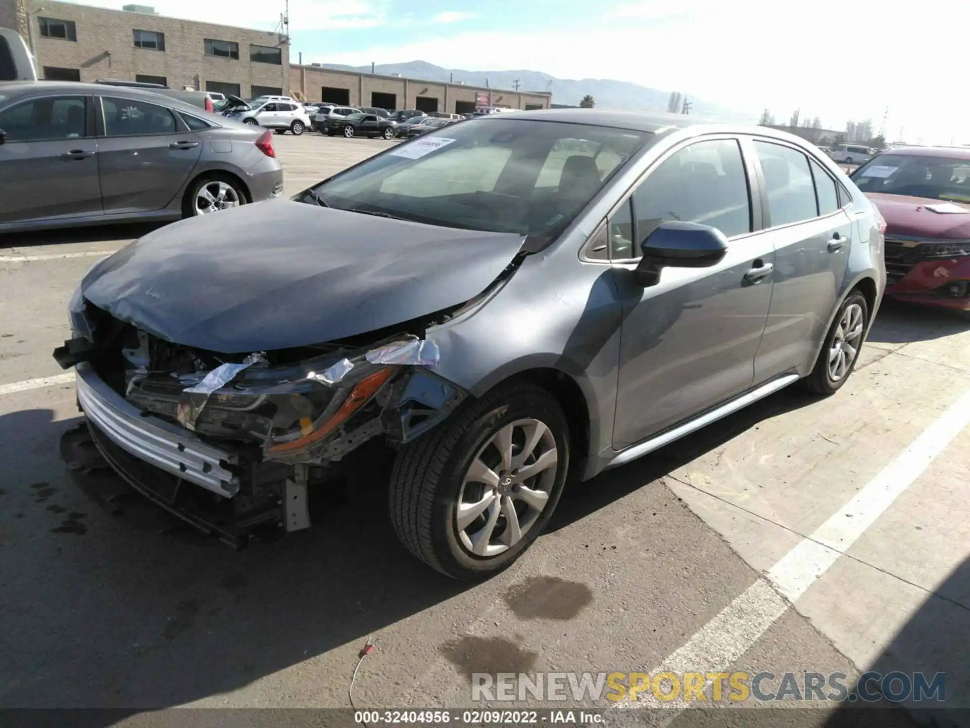 2 Photograph of a damaged car 5YFEPMAE9NP273552 TOYOTA COROLLA 2022