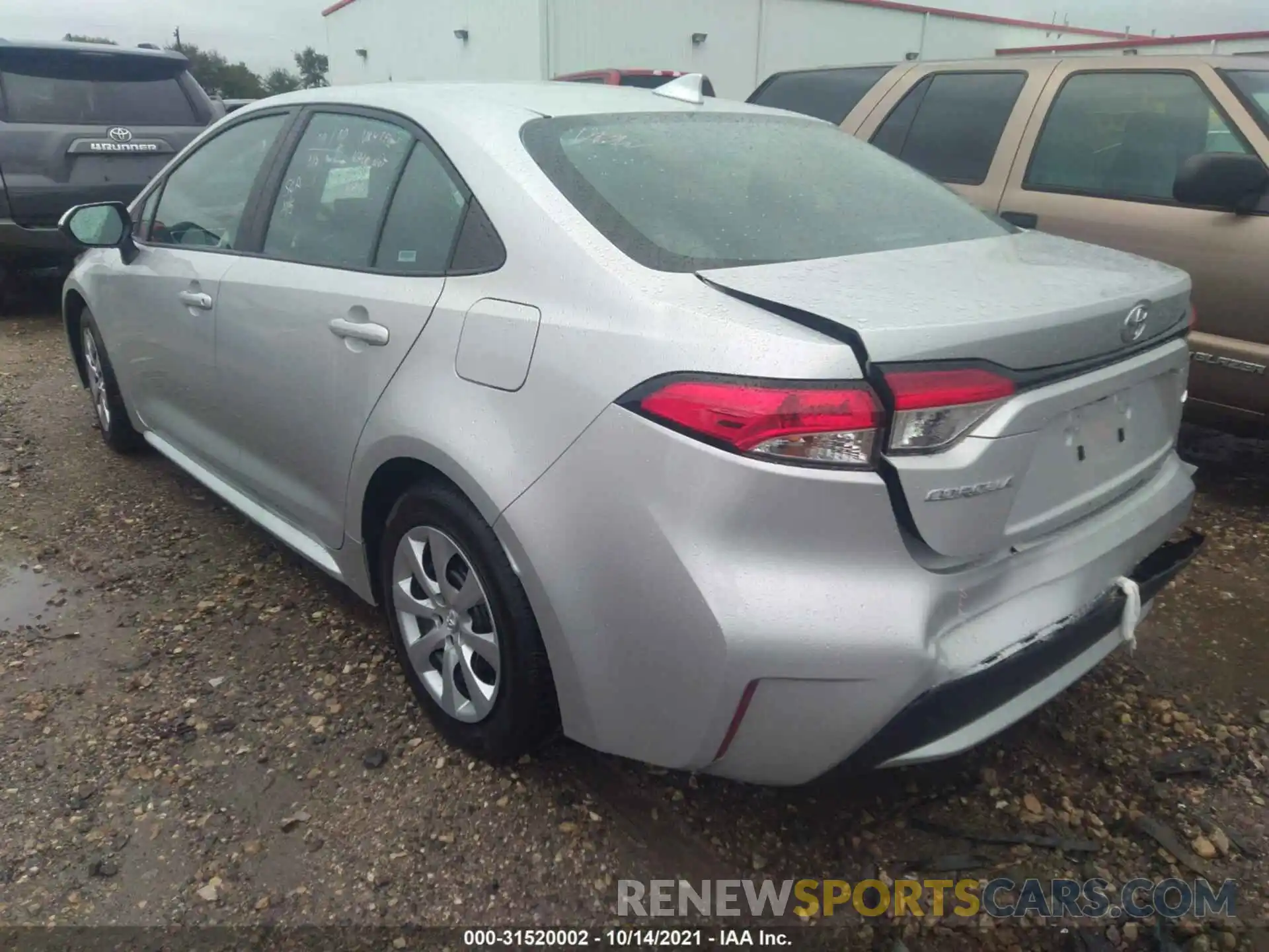 3 Photograph of a damaged car 5YFEPMAE9NP275799 TOYOTA COROLLA 2022