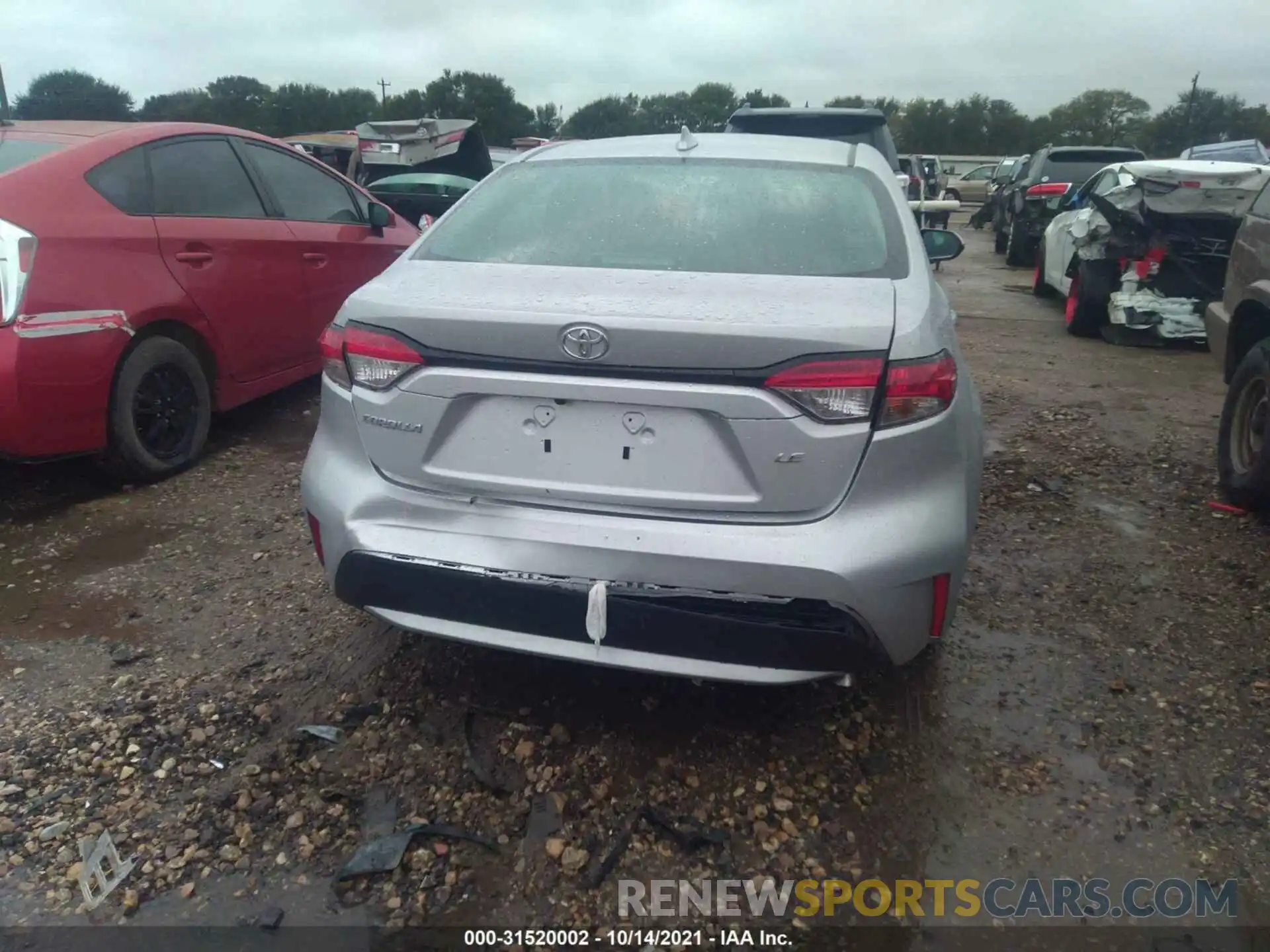 6 Photograph of a damaged car 5YFEPMAE9NP275799 TOYOTA COROLLA 2022