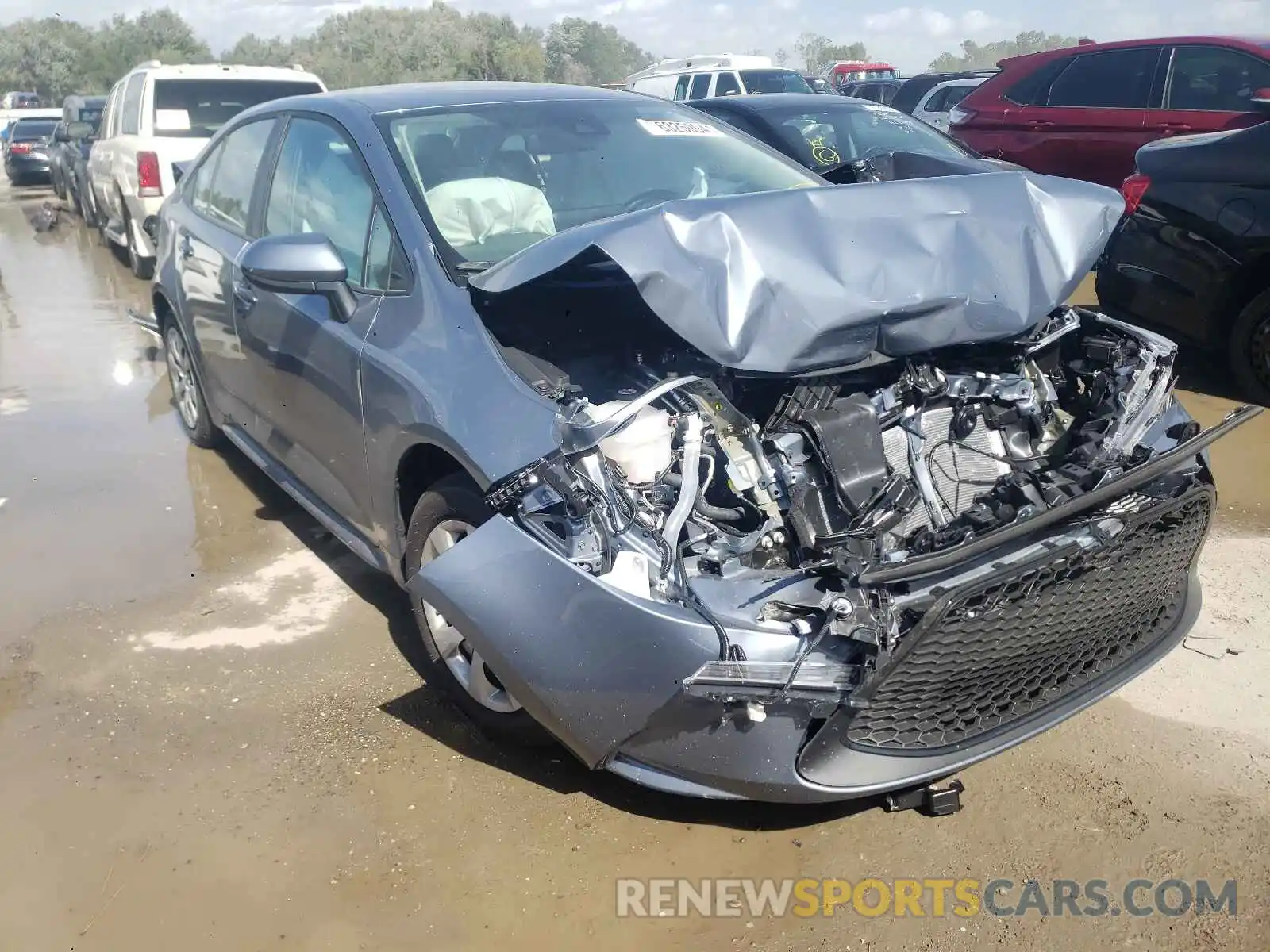 1 Photograph of a damaged car 5YFEPMAE9NP282803 TOYOTA COROLLA 2022