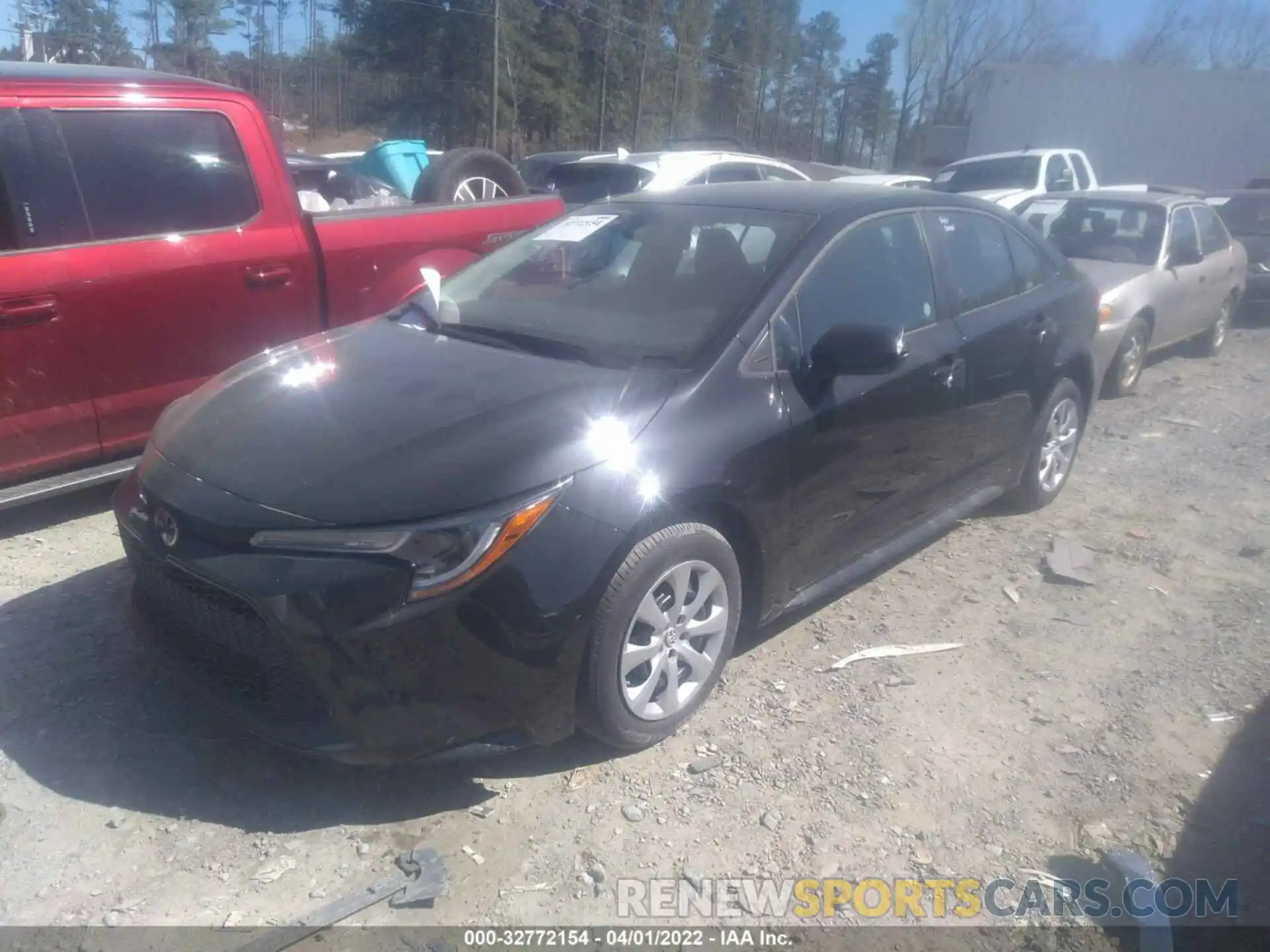 2 Photograph of a damaged car 5YFEPMAE9NP283787 TOYOTA COROLLA 2022