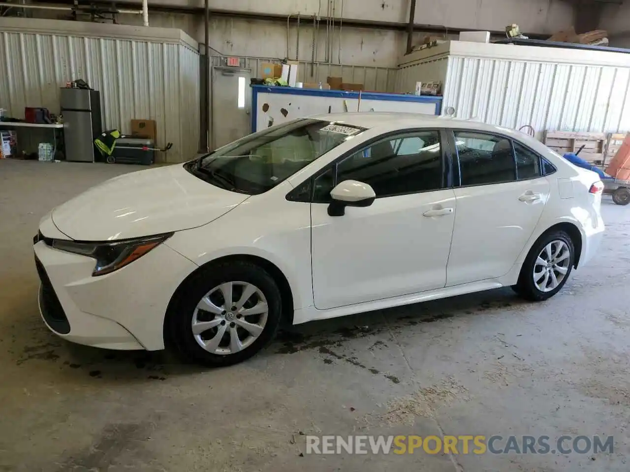 1 Photograph of a damaged car 5YFEPMAE9NP284471 TOYOTA COROLLA 2022