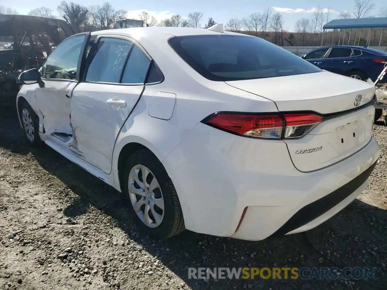 3 Photograph of a damaged car 5YFEPMAE9NP284647 TOYOTA COROLLA 2022