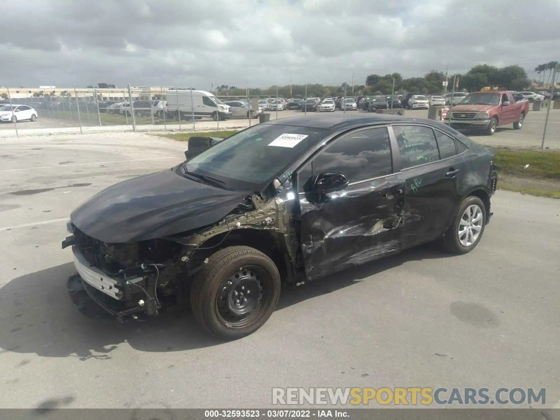 2 Photograph of a damaged car 5YFEPMAE9NP286222 TOYOTA COROLLA 2022