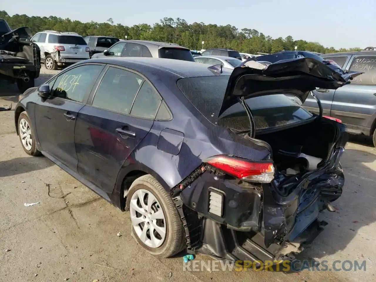 3 Photograph of a damaged car 5YFEPMAE9NP287449 TOYOTA COROLLA 2022