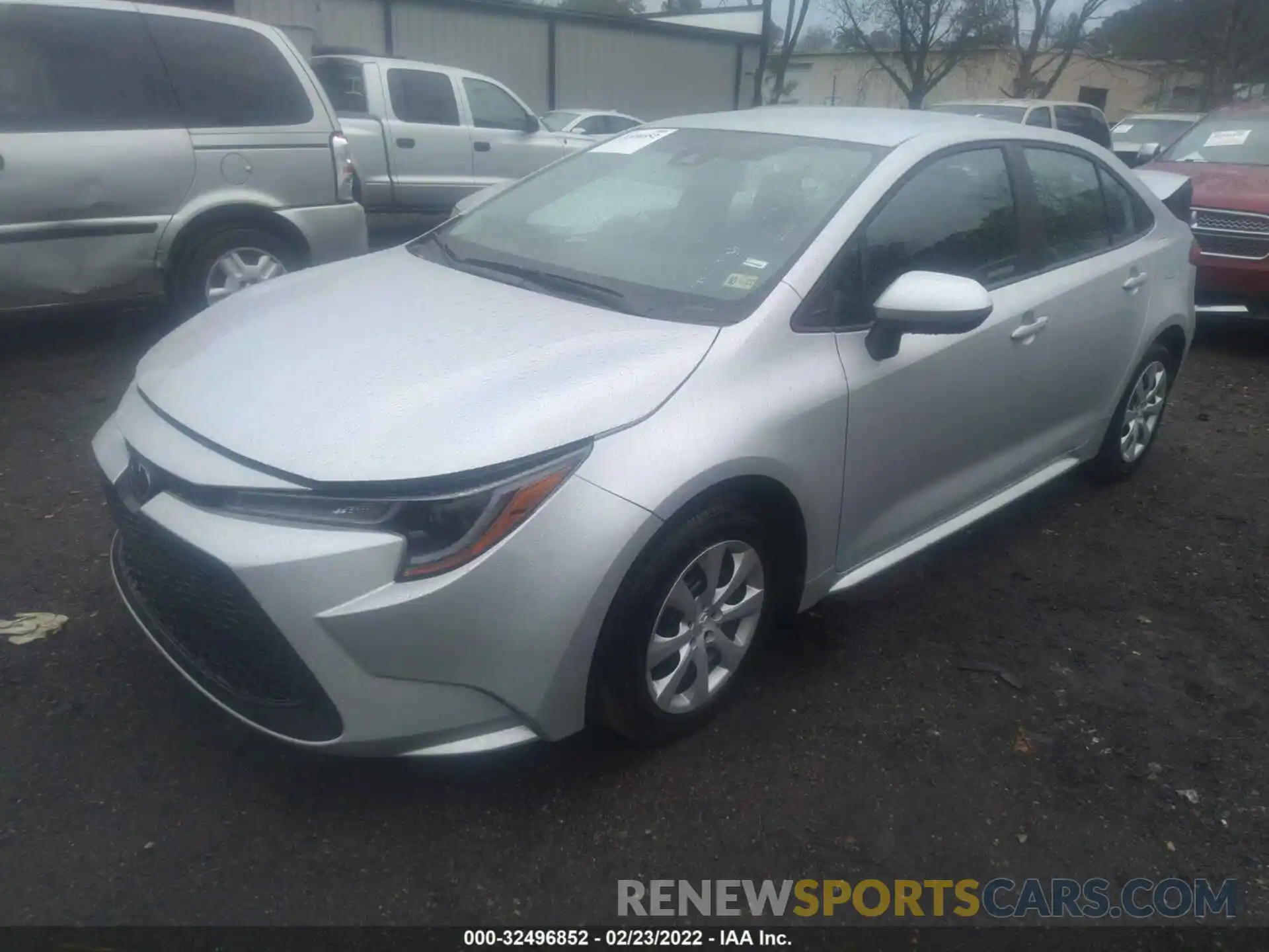 2 Photograph of a damaged car 5YFEPMAE9NP288164 TOYOTA COROLLA 2022