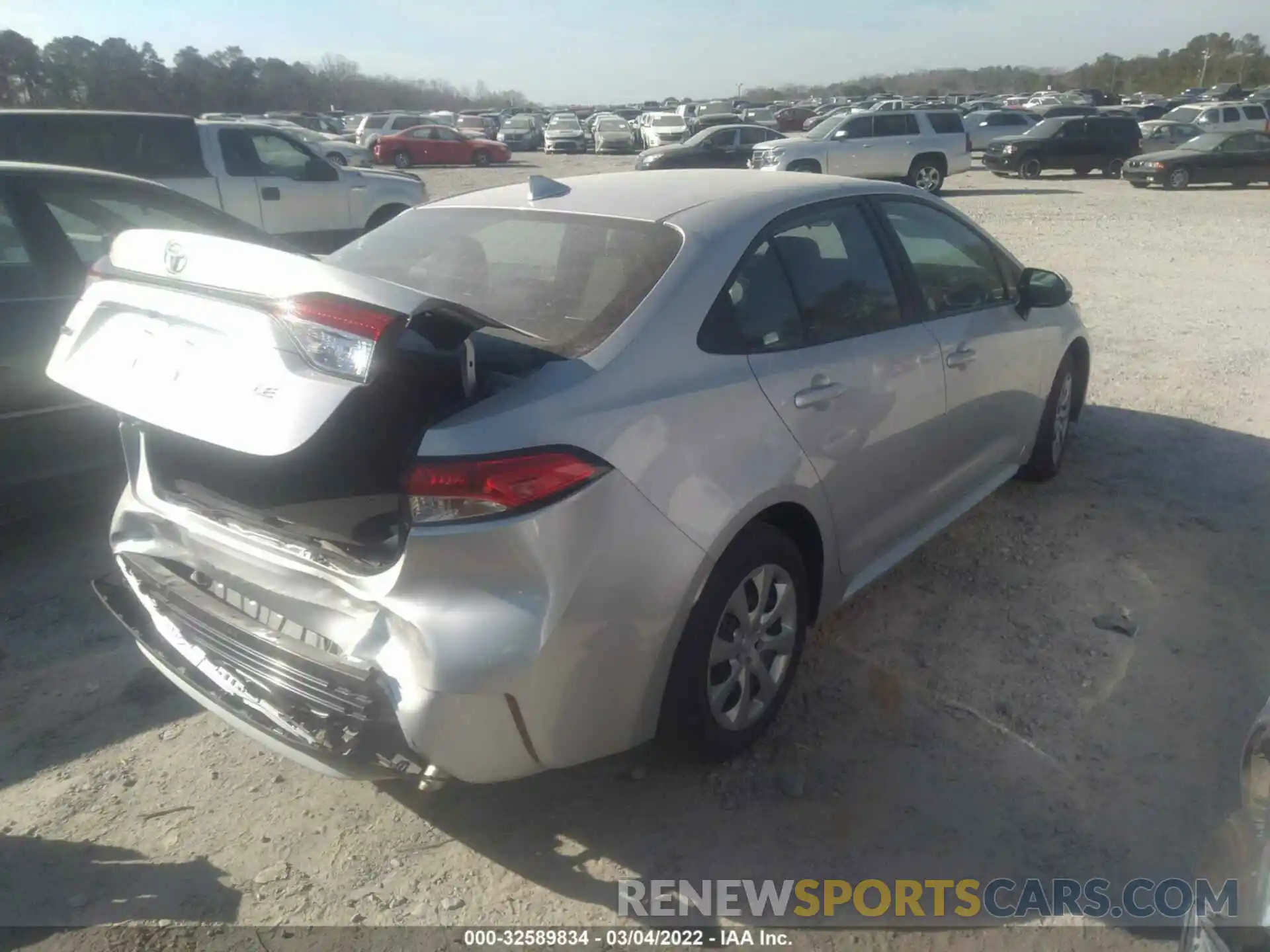 3 Photograph of a damaged car 5YFEPMAE9NP292893 TOYOTA COROLLA 2022