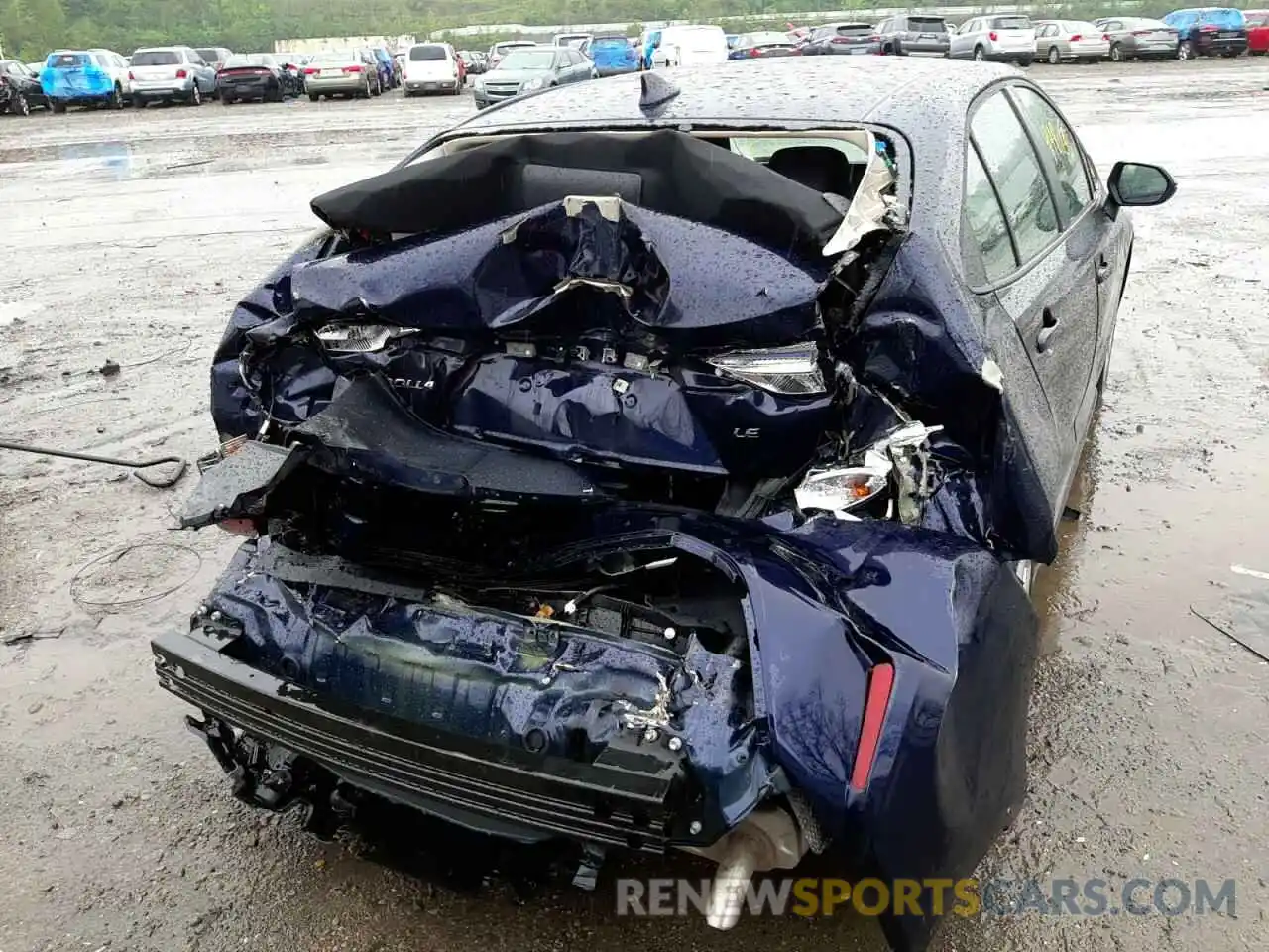 9 Photograph of a damaged car 5YFEPMAE9NP293946 TOYOTA COROLLA 2022