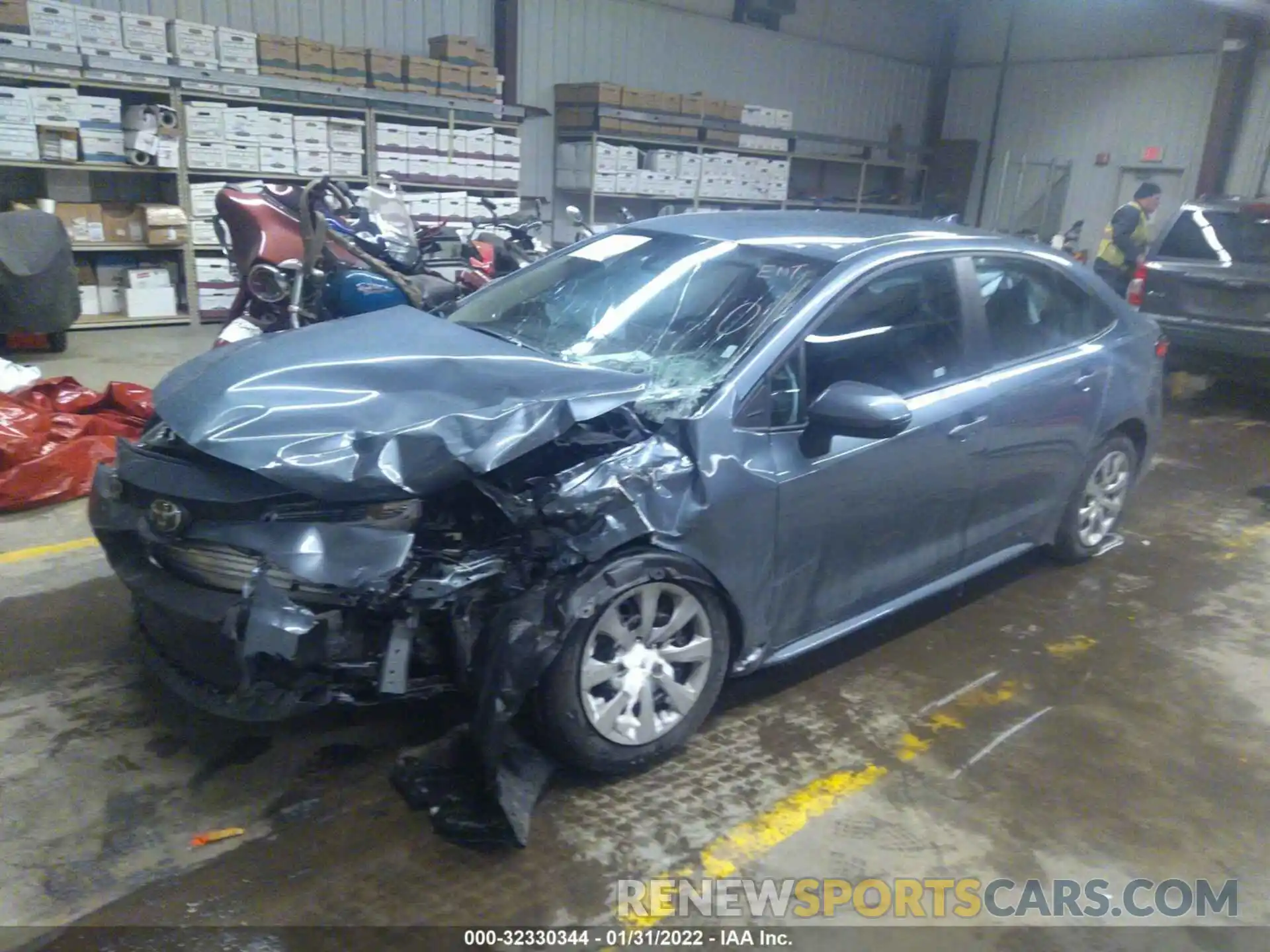 2 Photograph of a damaged car 5YFEPMAE9NP295809 TOYOTA COROLLA 2022