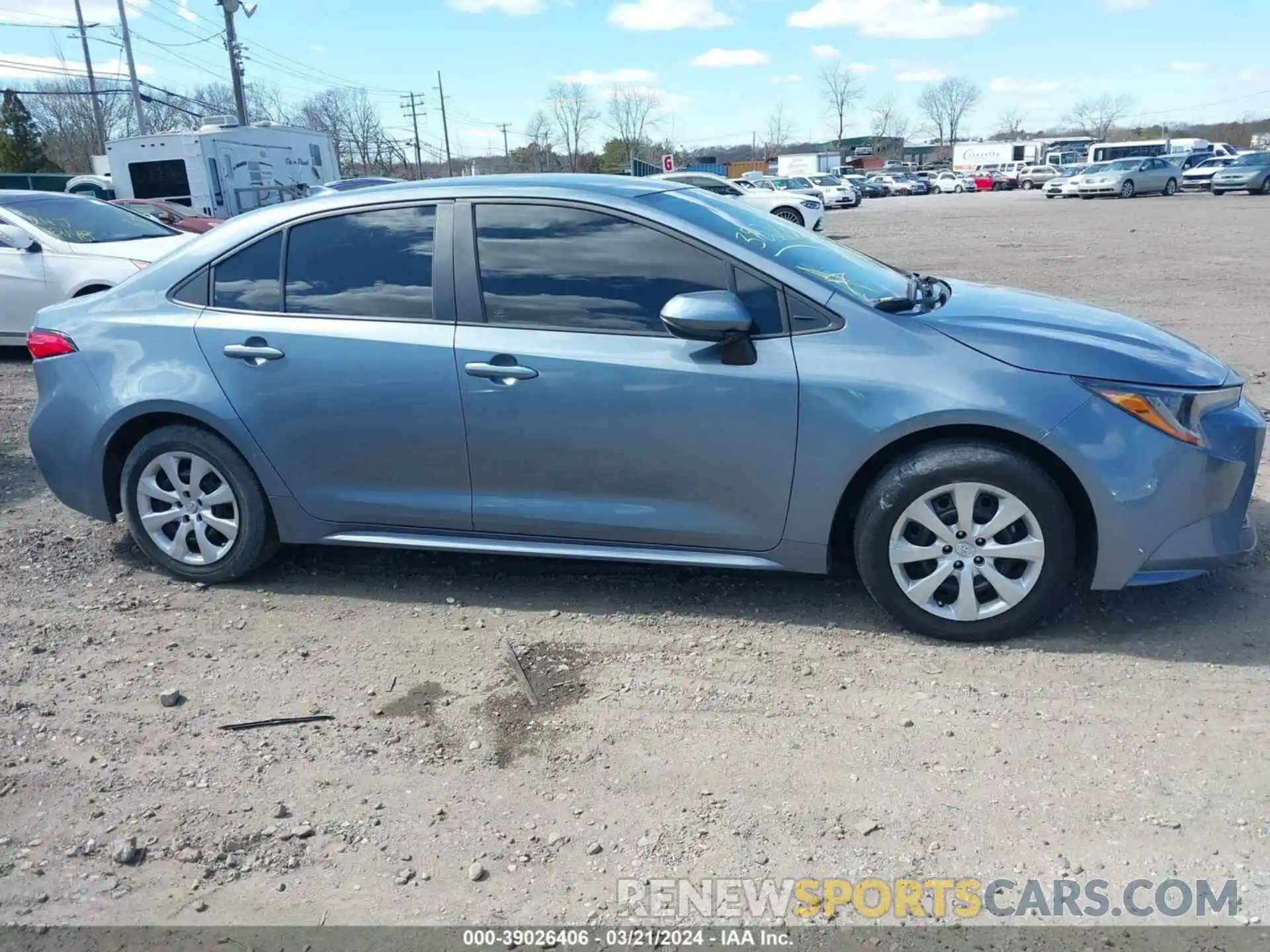 12 Photograph of a damaged car 5YFEPMAE9NP296555 TOYOTA COROLLA 2022