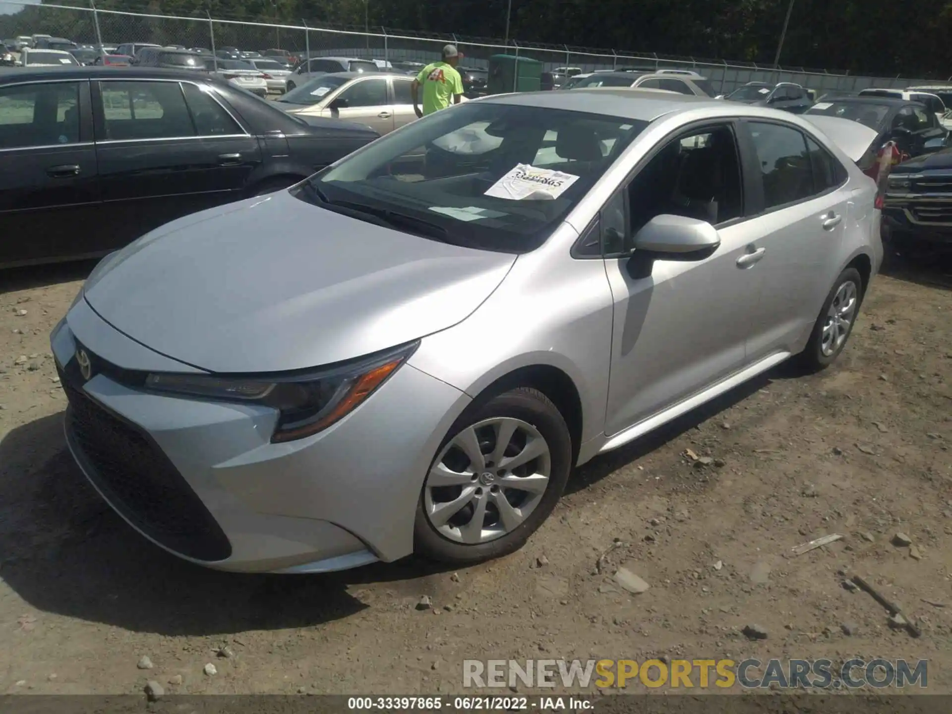 2 Photograph of a damaged car 5YFEPMAE9NP297012 TOYOTA COROLLA 2022