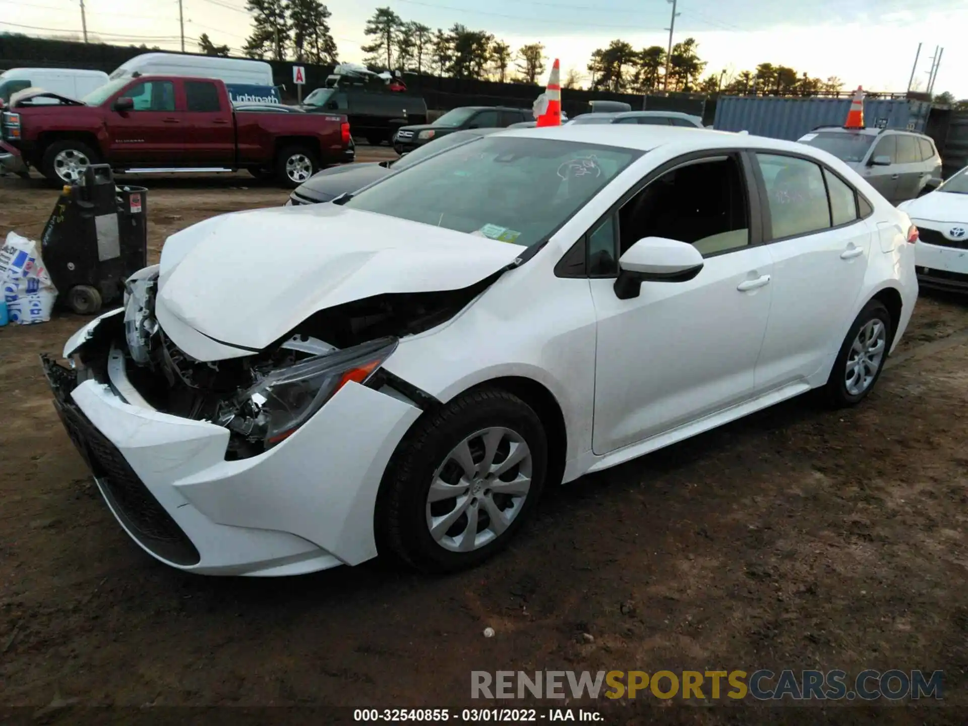 2 Photograph of a damaged car 5YFEPMAE9NP298791 TOYOTA COROLLA 2022