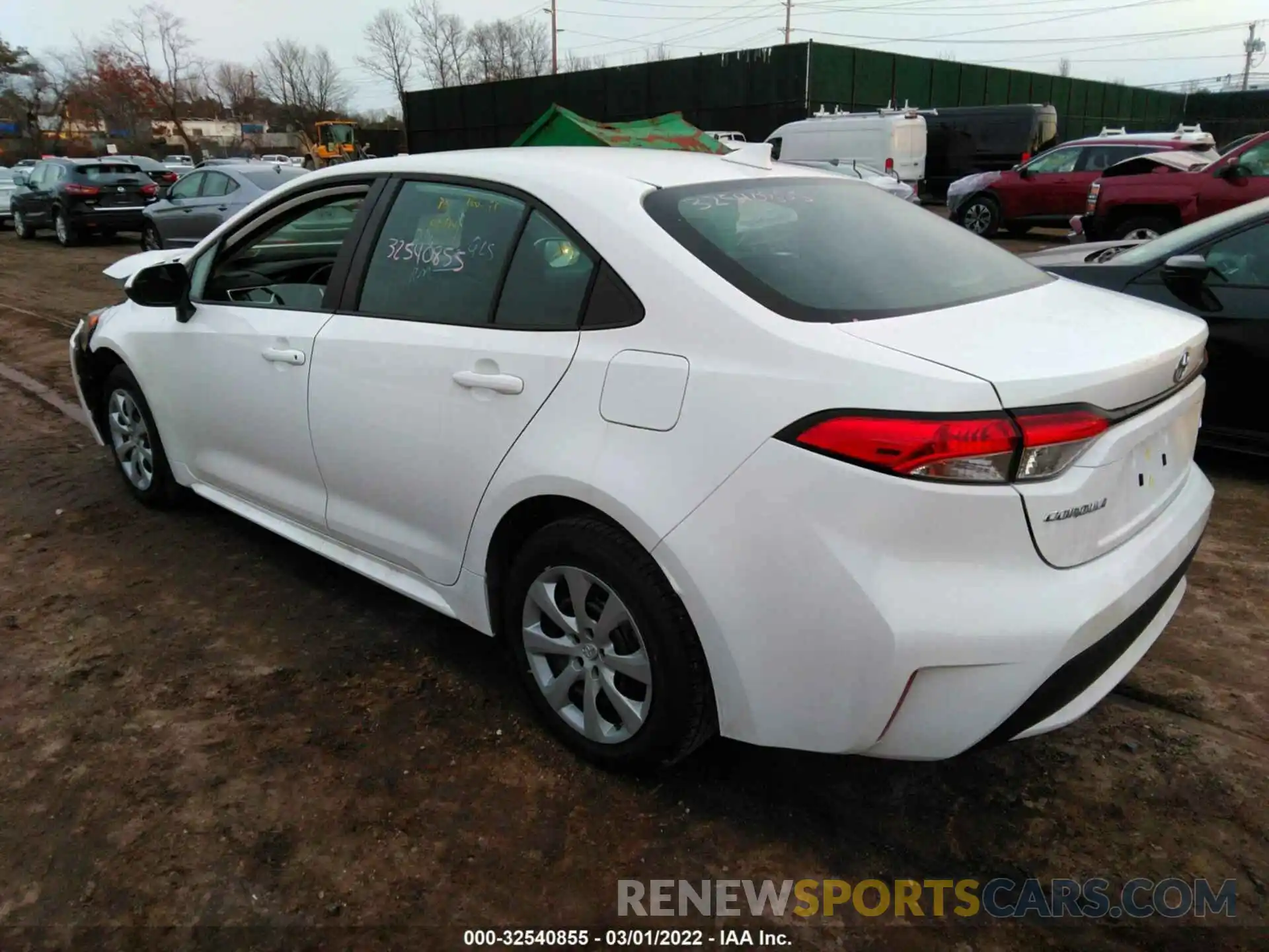 3 Photograph of a damaged car 5YFEPMAE9NP298791 TOYOTA COROLLA 2022