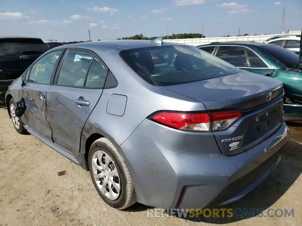 3 Photograph of a damaged car 5YFEPMAE9NP301754 TOYOTA COROLLA 2022