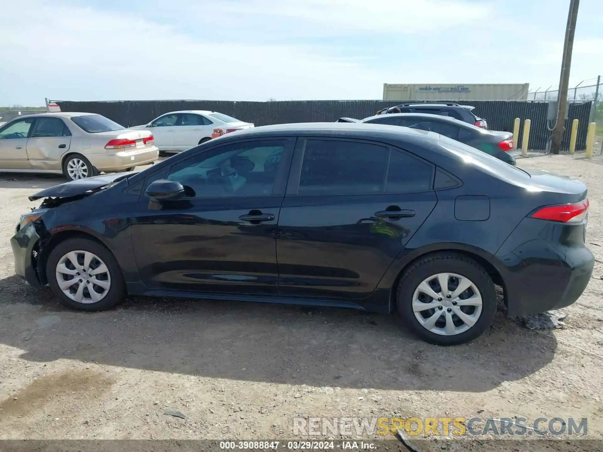 14 Photograph of a damaged car 5YFEPMAE9NP302371 TOYOTA COROLLA 2022