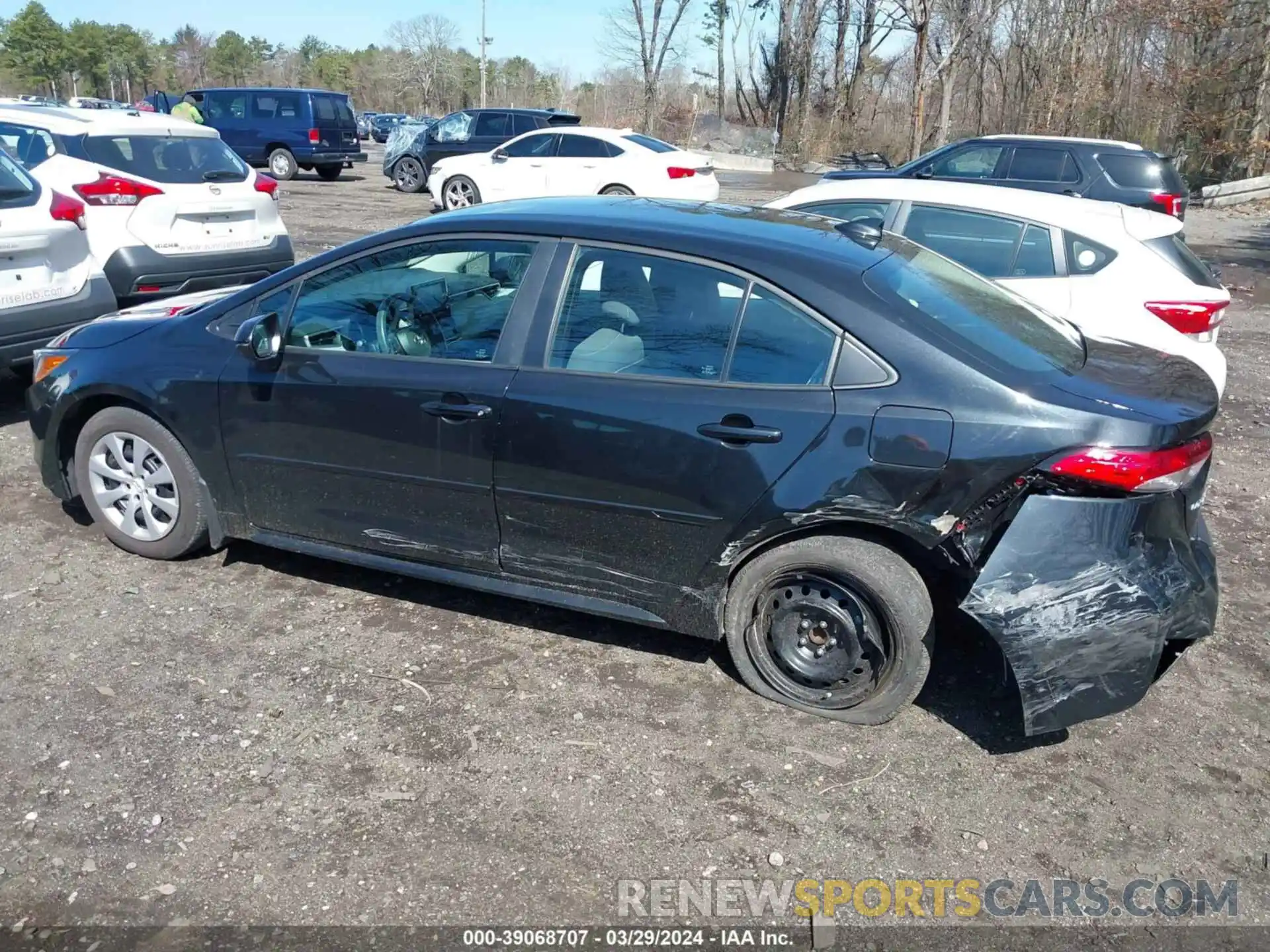 14 Photograph of a damaged car 5YFEPMAE9NP309143 TOYOTA COROLLA 2022