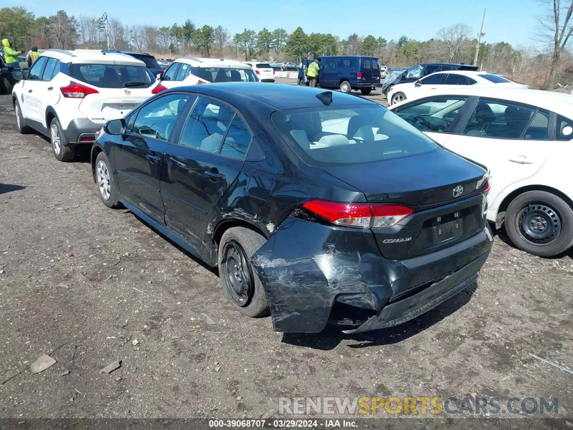 3 Photograph of a damaged car 5YFEPMAE9NP309143 TOYOTA COROLLA 2022