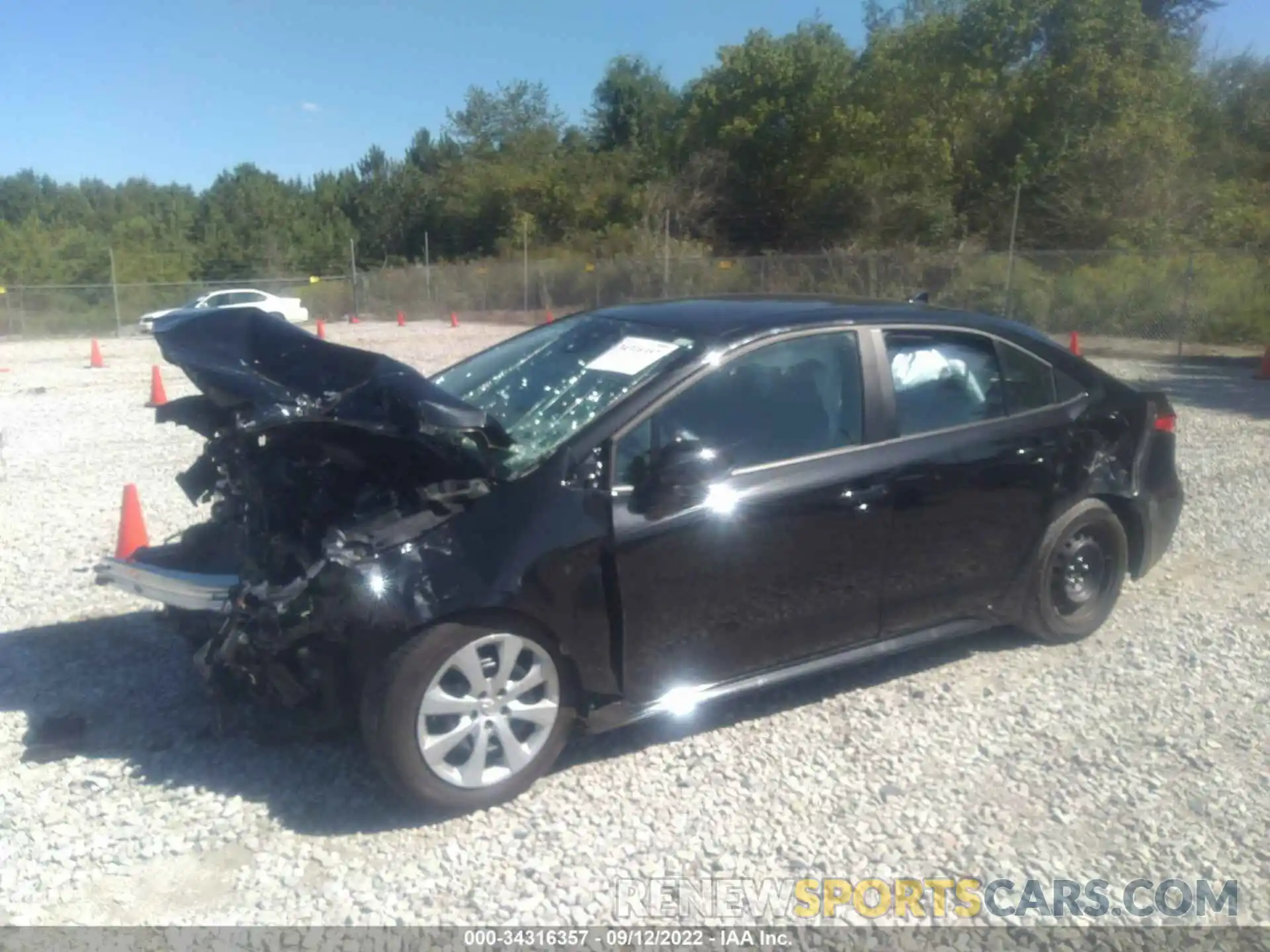 2 Photograph of a damaged car 5YFEPMAE9NP314357 TOYOTA COROLLA 2022