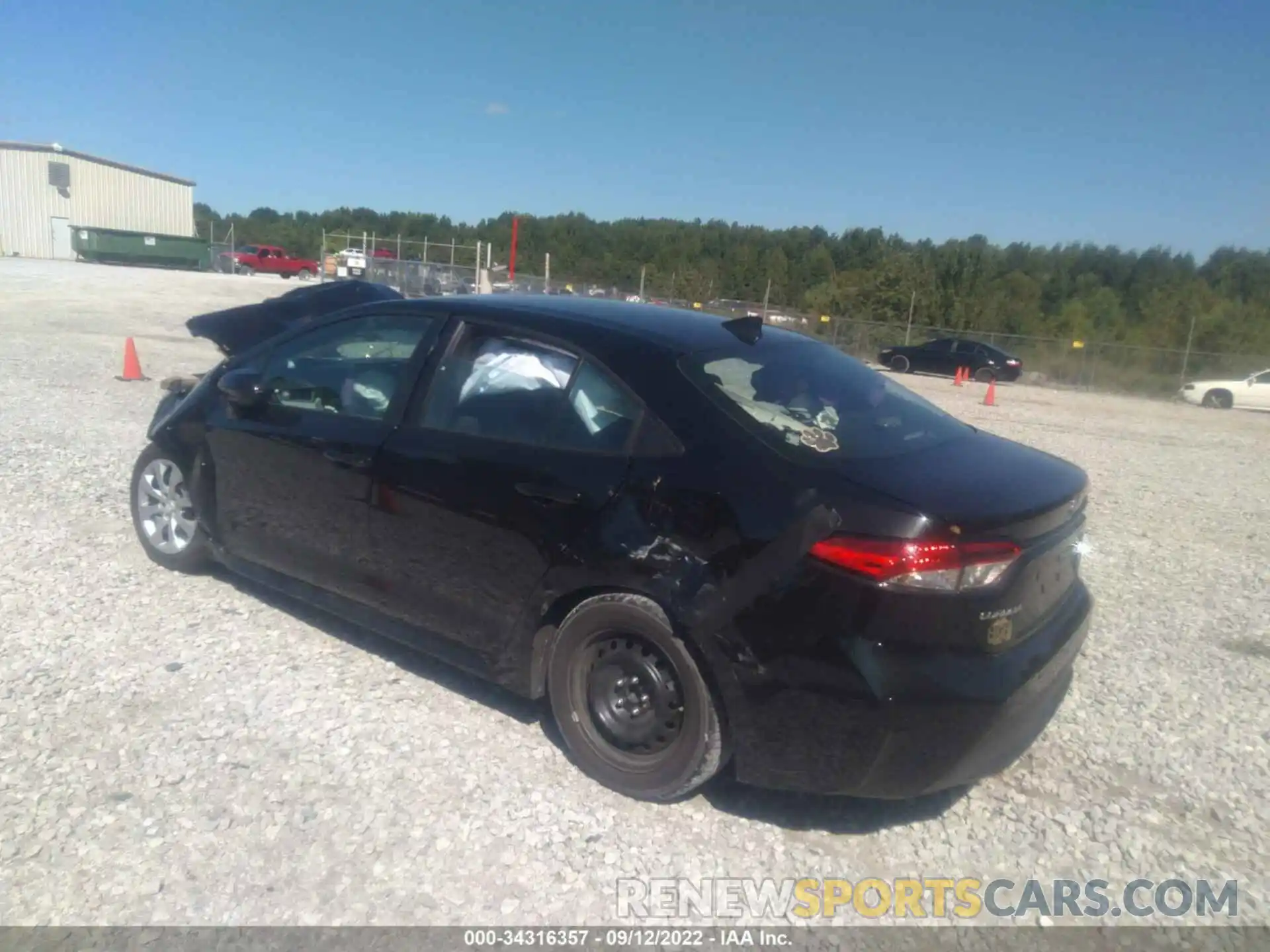 3 Photograph of a damaged car 5YFEPMAE9NP314357 TOYOTA COROLLA 2022