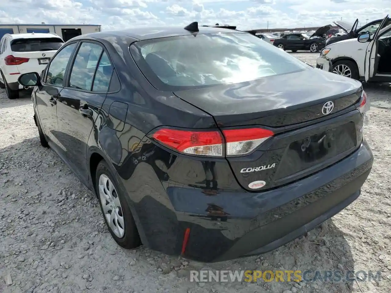 3 Photograph of a damaged car 5YFEPMAE9NP316223 TOYOTA COROLLA 2022