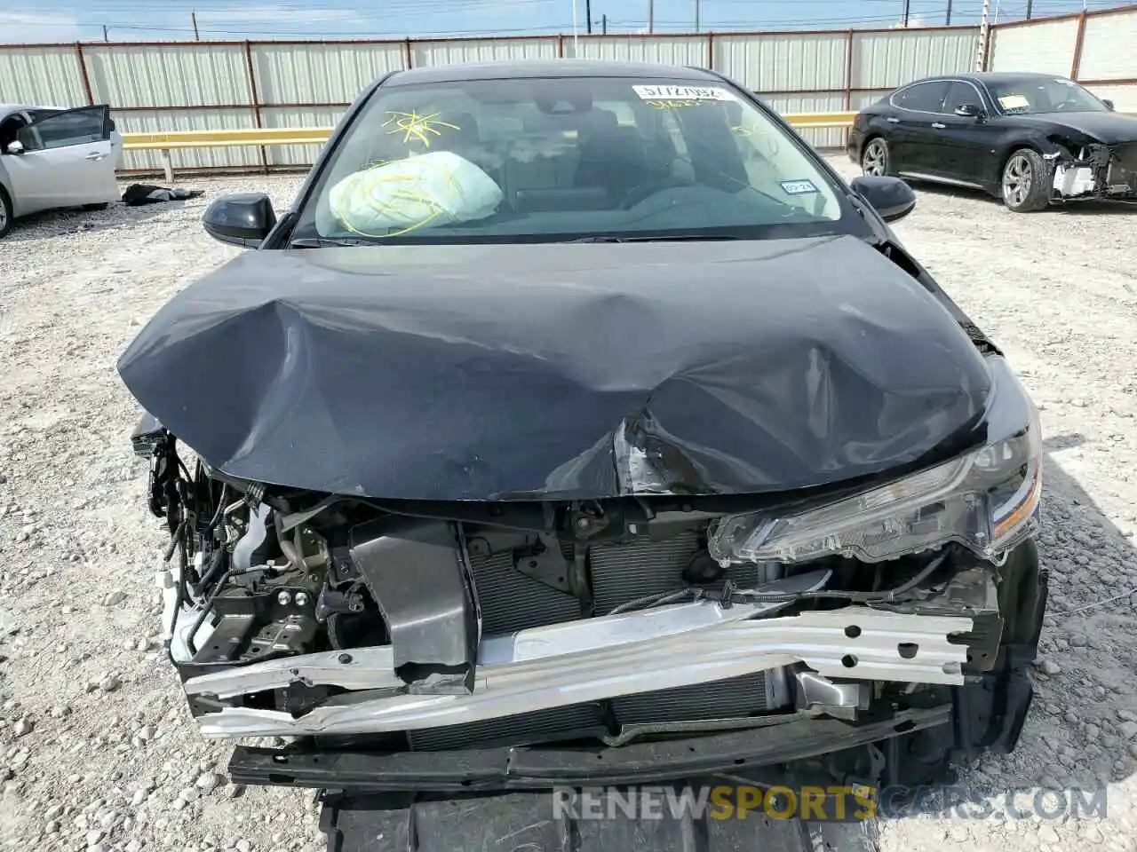 9 Photograph of a damaged car 5YFEPMAE9NP316223 TOYOTA COROLLA 2022